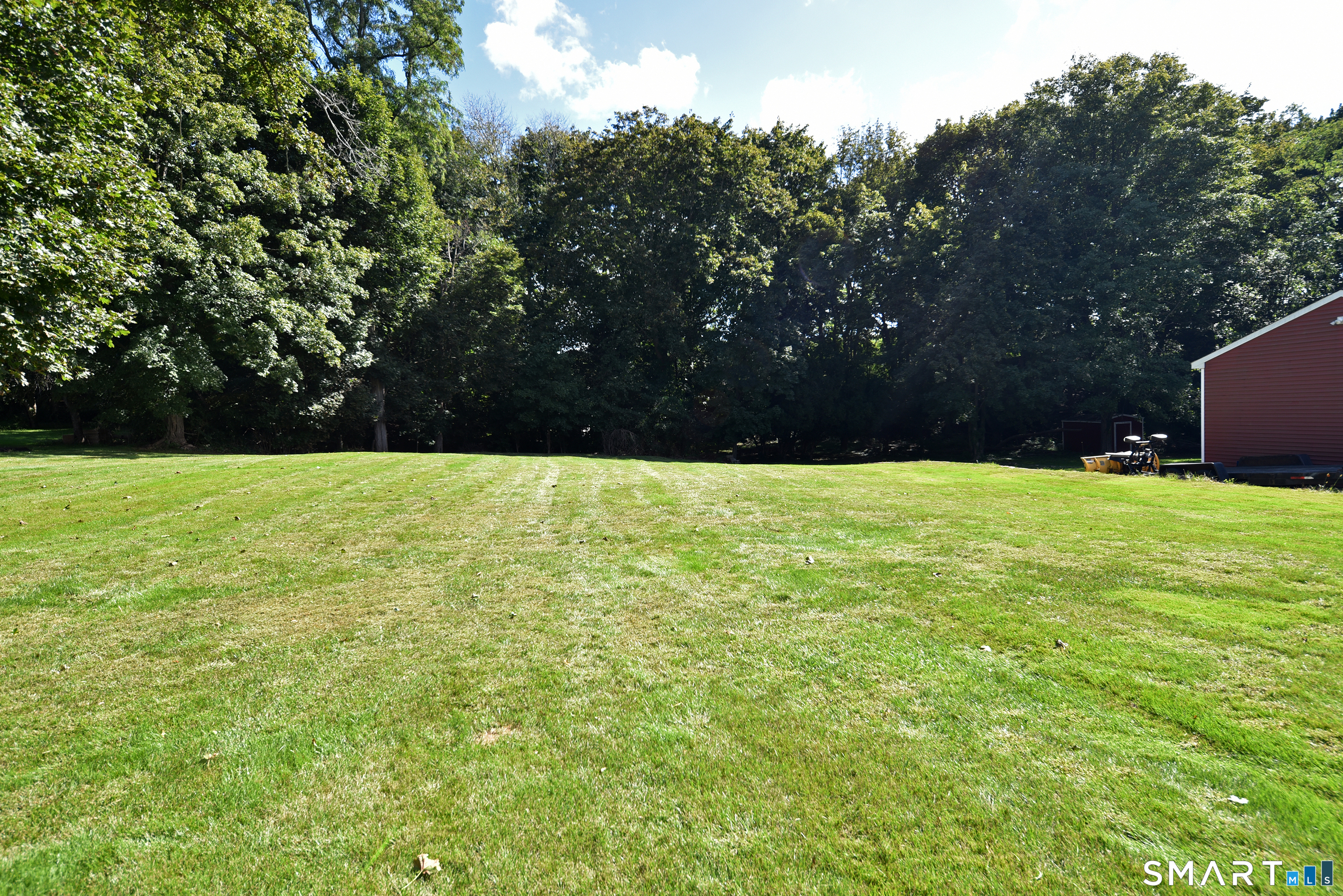 75 Laurel Street photo 18