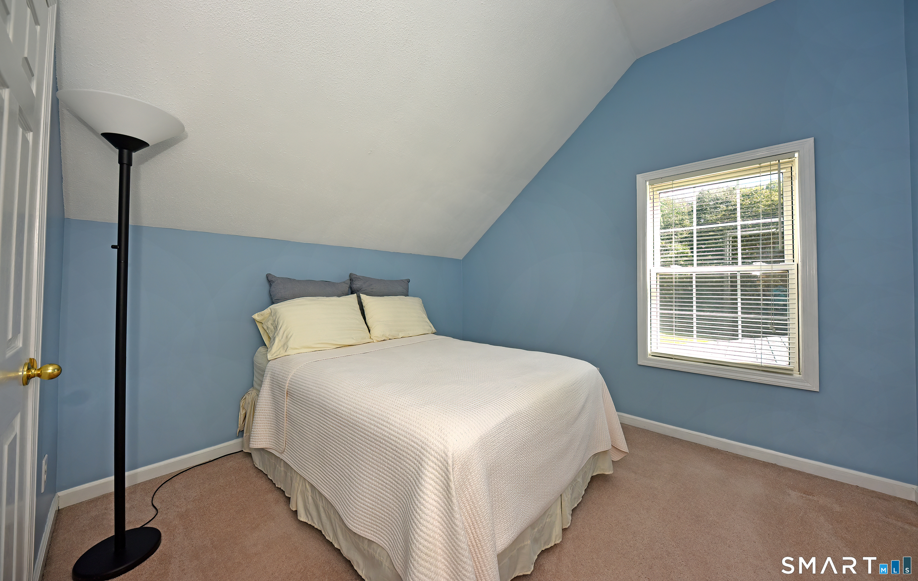 75 Laurel Street photo 12