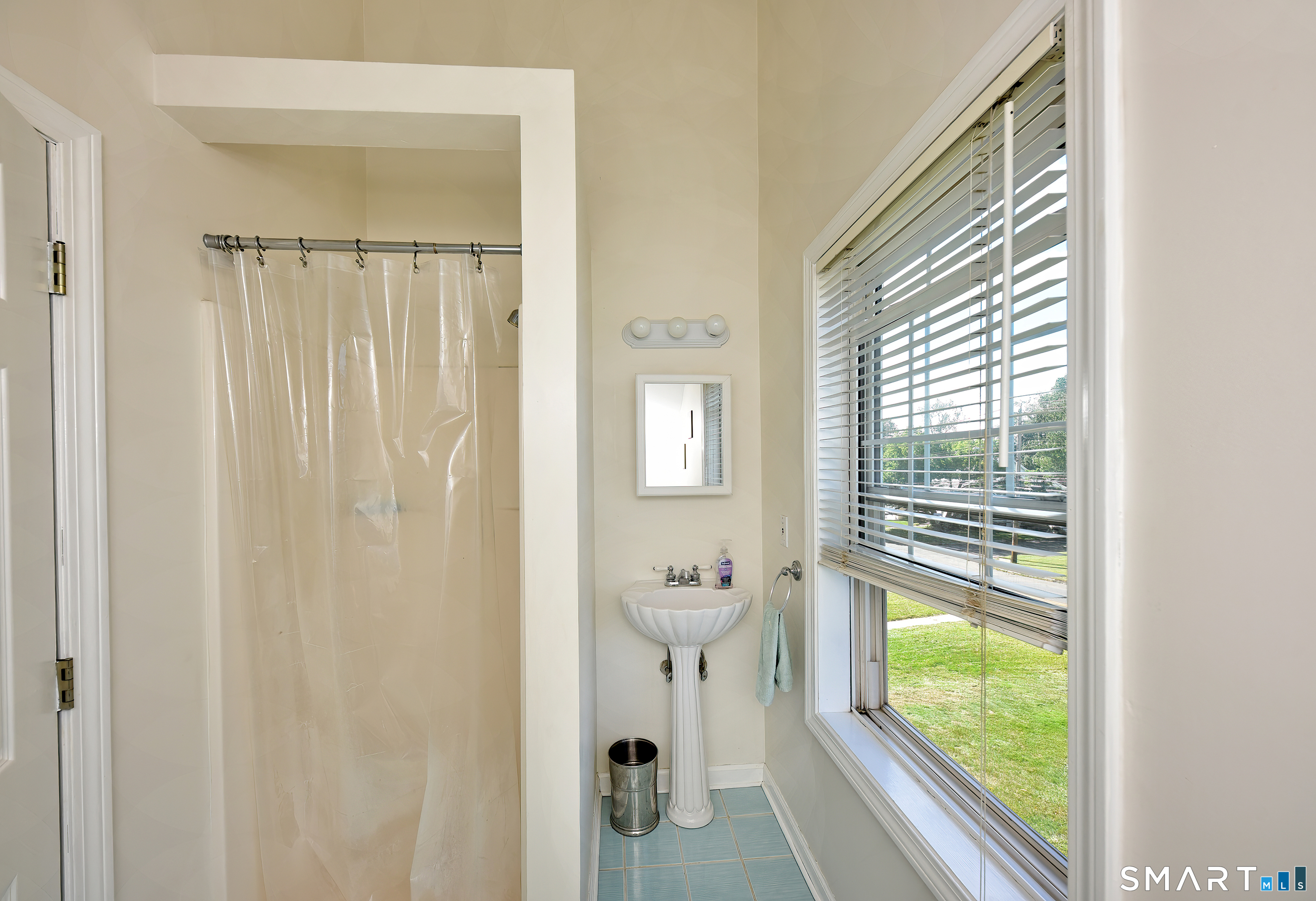 75 Laurel Street photo 15
