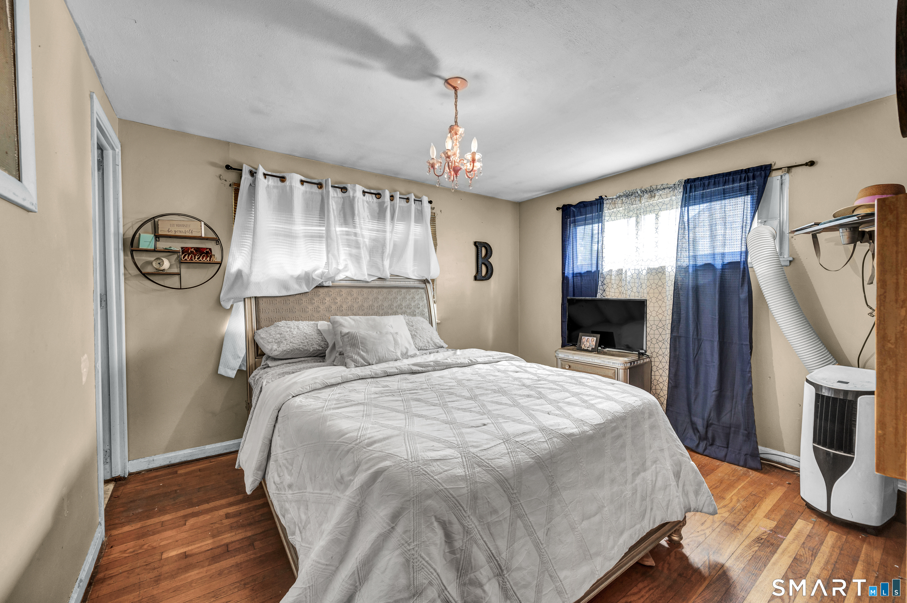 42 Amherst Street, Hartford, CT 06114