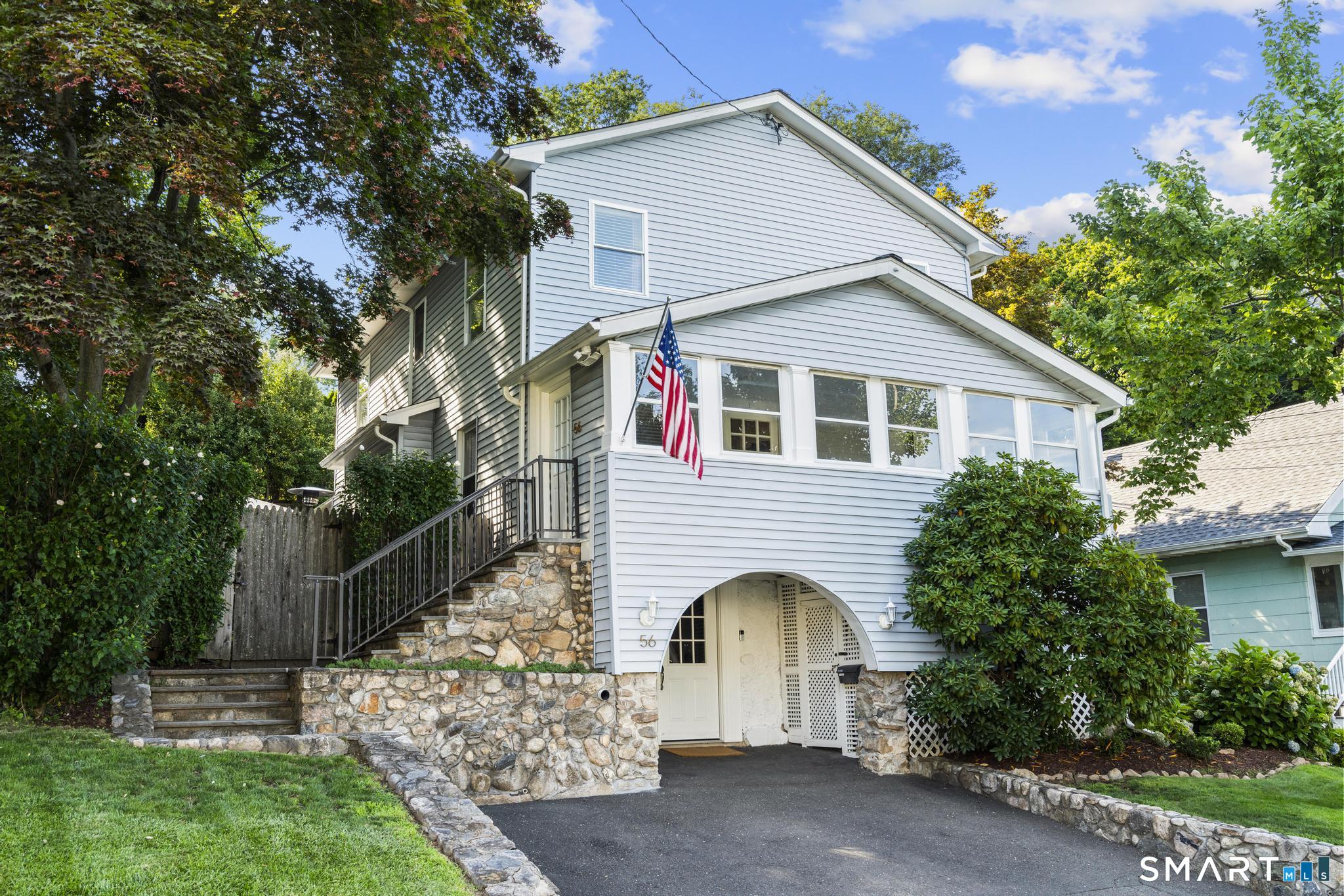 56 Knickerbocker Avenue — photo 1