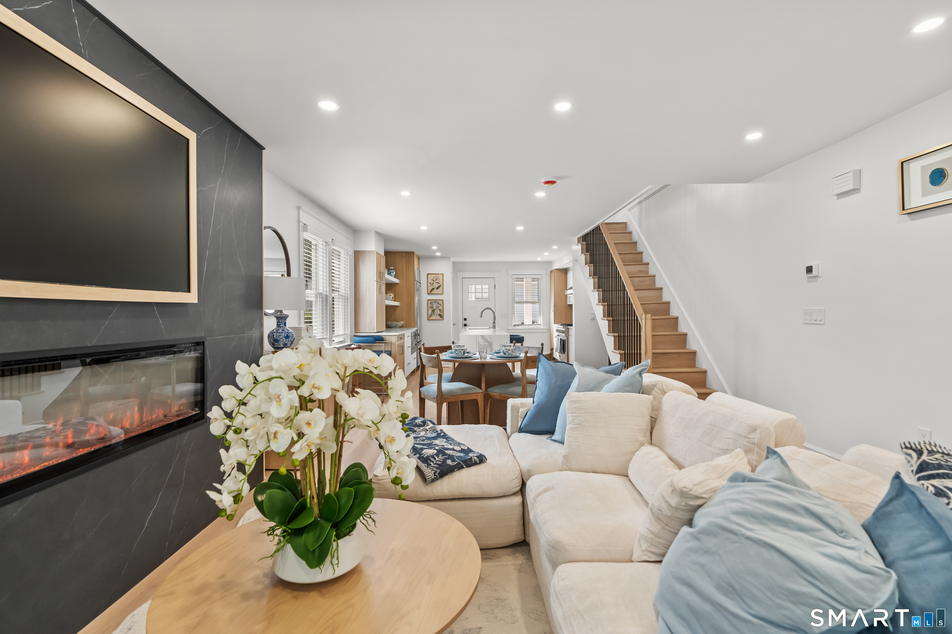 8 Farley Street Unit #A photo 6