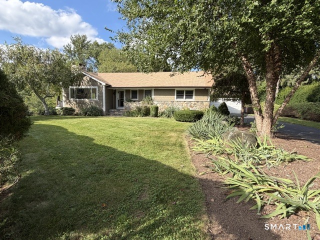 35 Greenwood Drive — photo 1