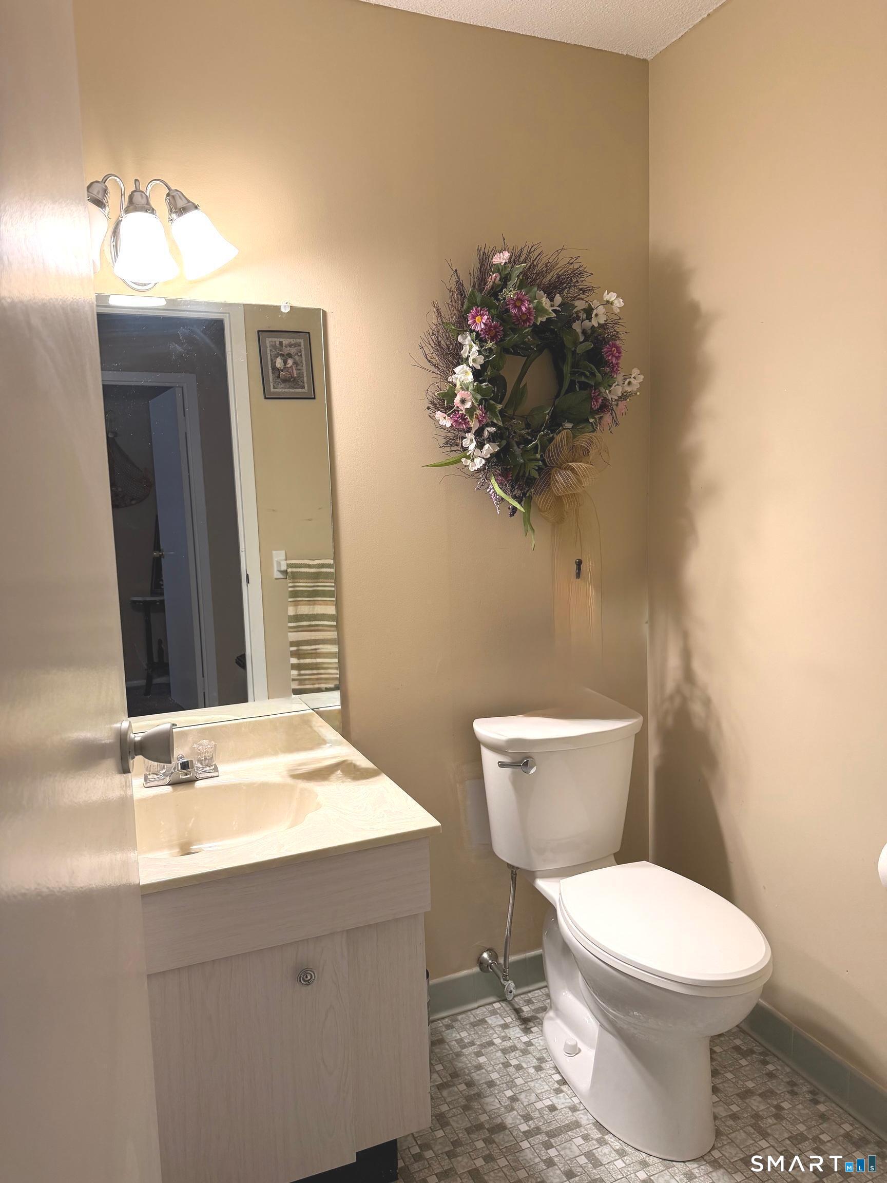 1460 Elm Street Unit #218 photo 18
