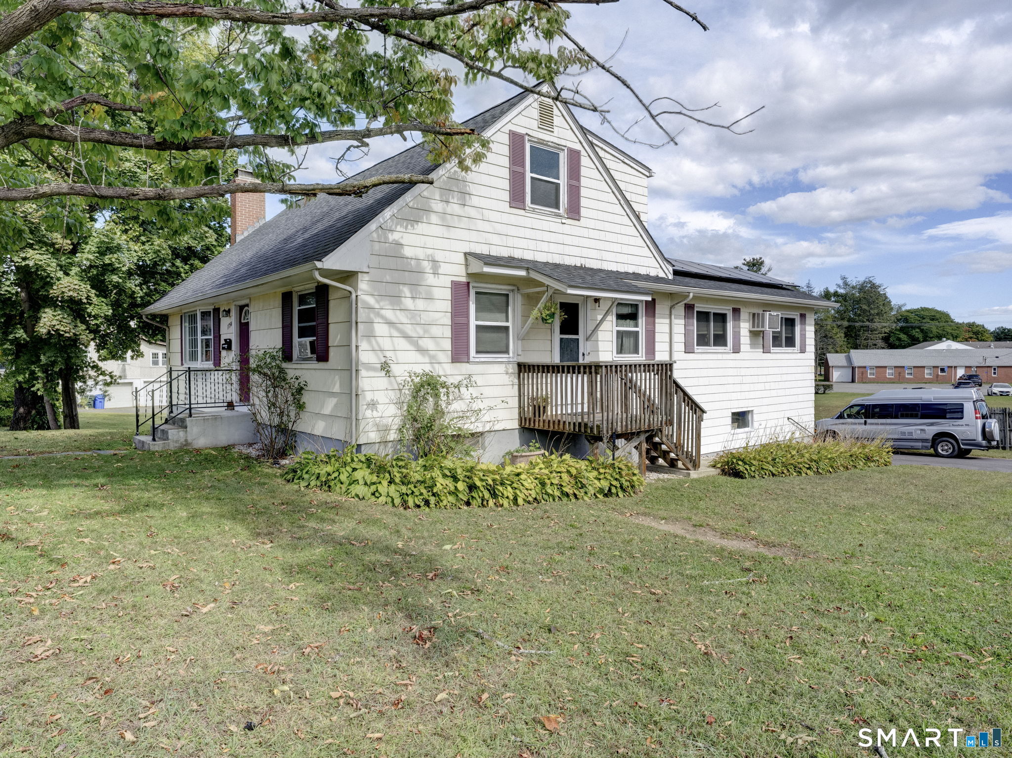 1754 Main Street photo 6