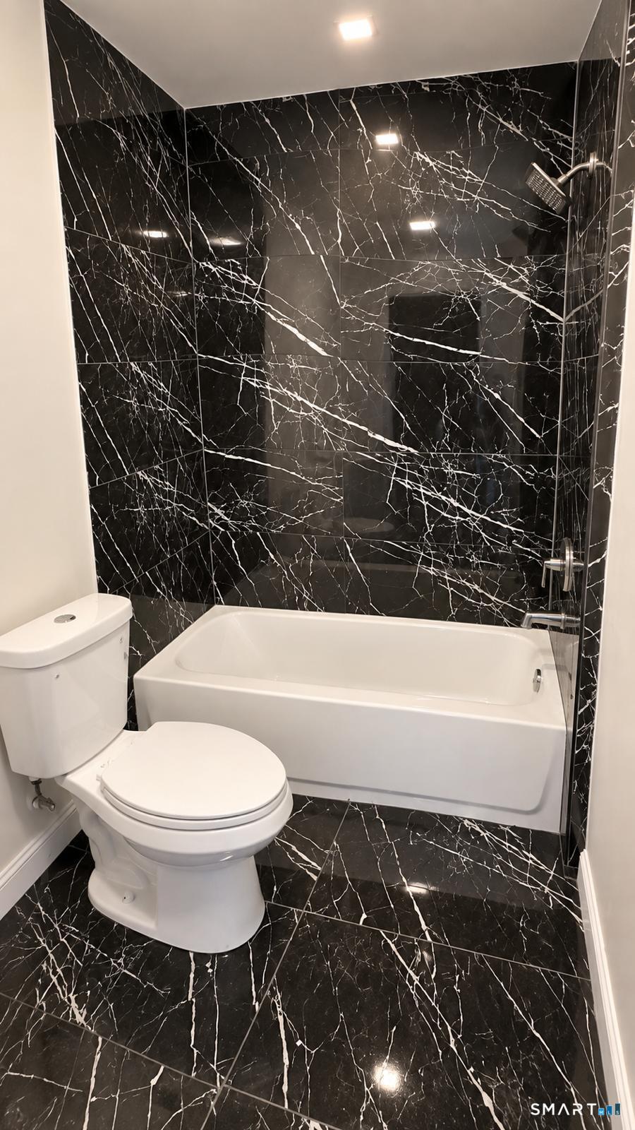 6 Gilbert Avenue photo 6