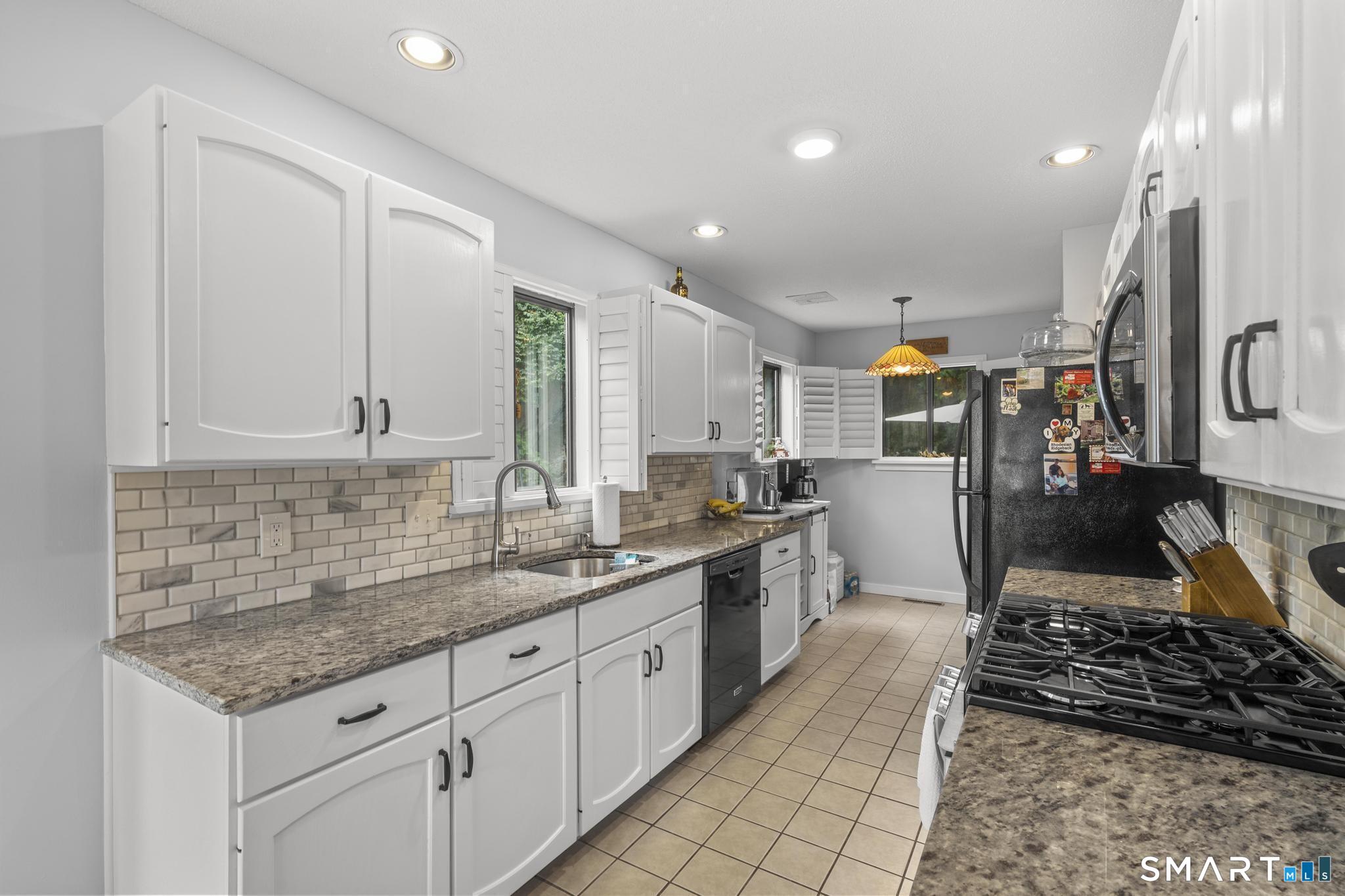 264 Sunwood Drive Unit #264 photo 12