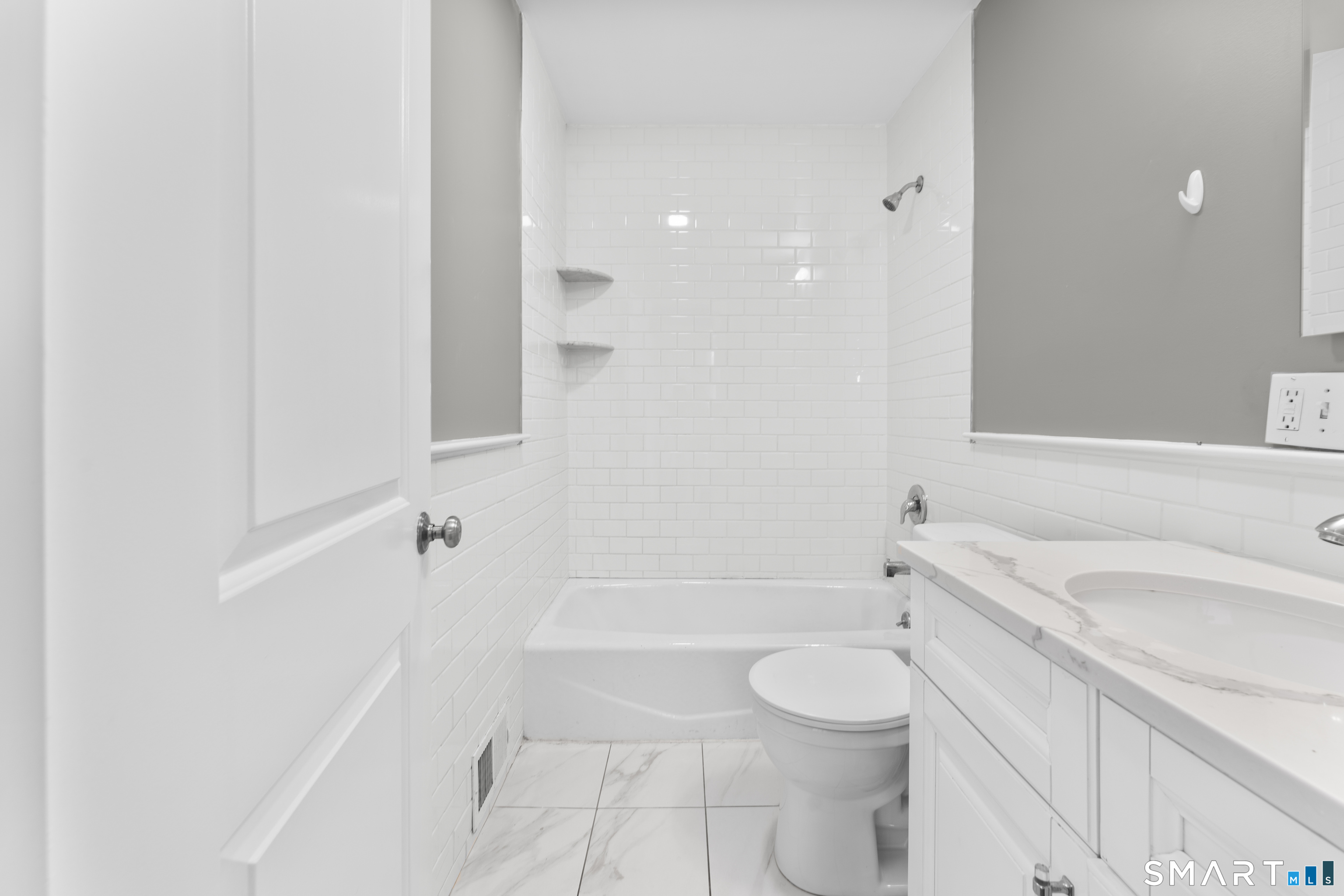 41 Grasso Terrace photo 16