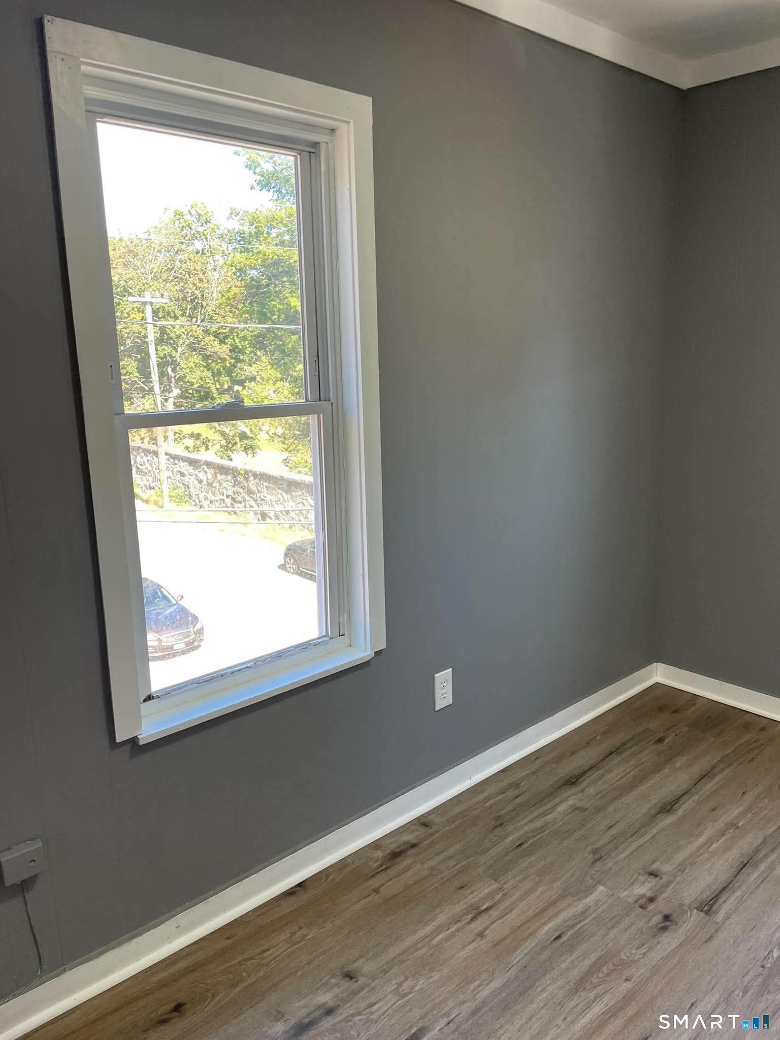 51 Draher Avenue photo 3