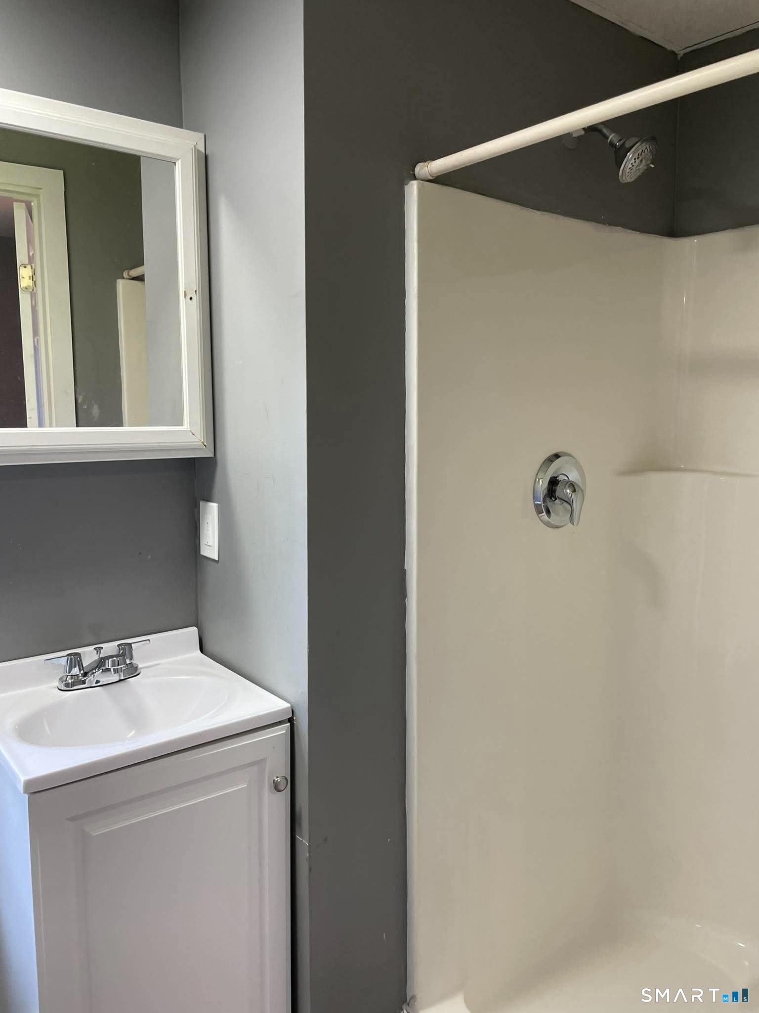 51 Draher Avenue photo 5