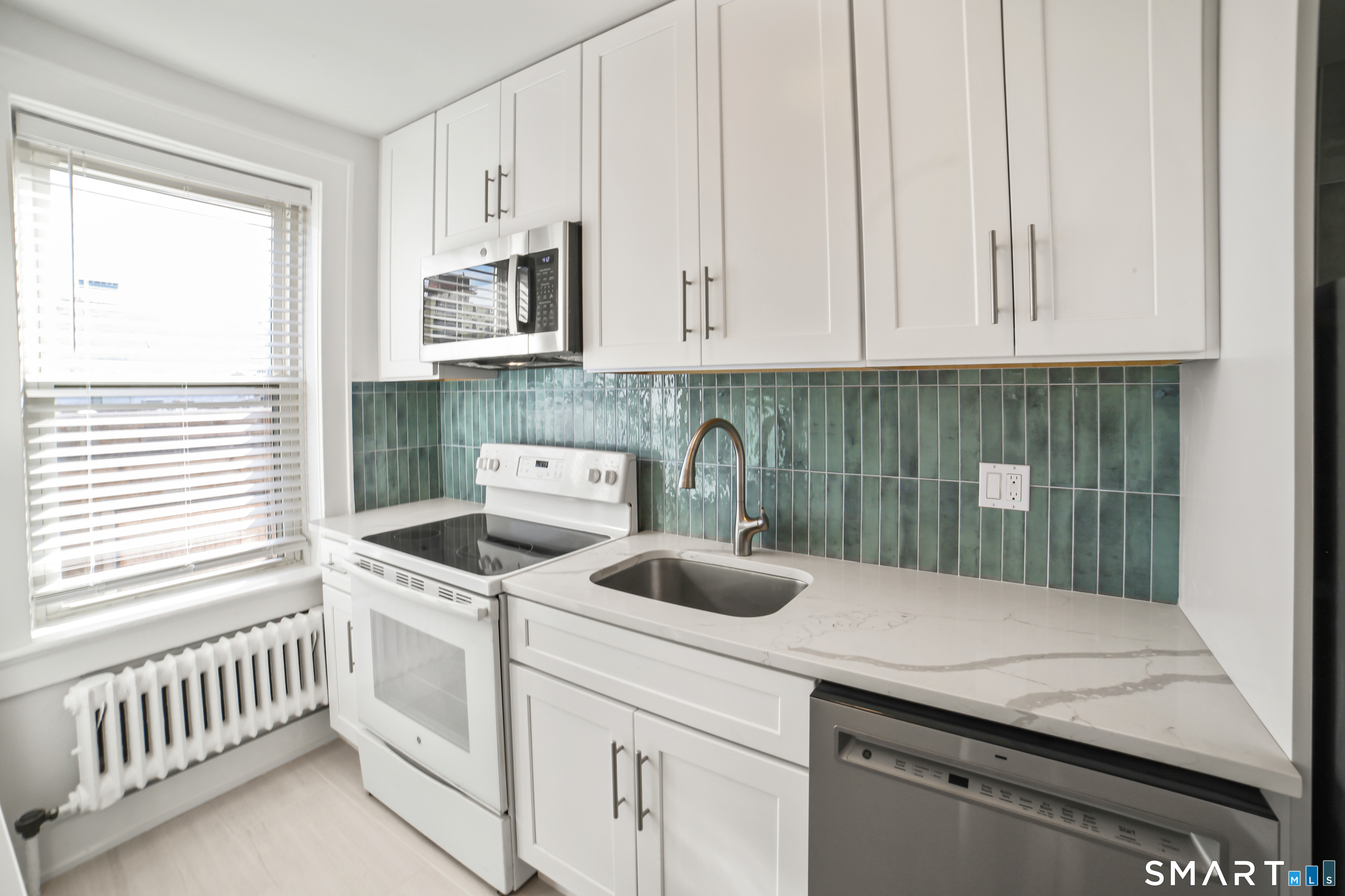 Foto 7 de Condominio en renta en 218 Bedford Street #3F, Stamford, CT — $2,975/mes