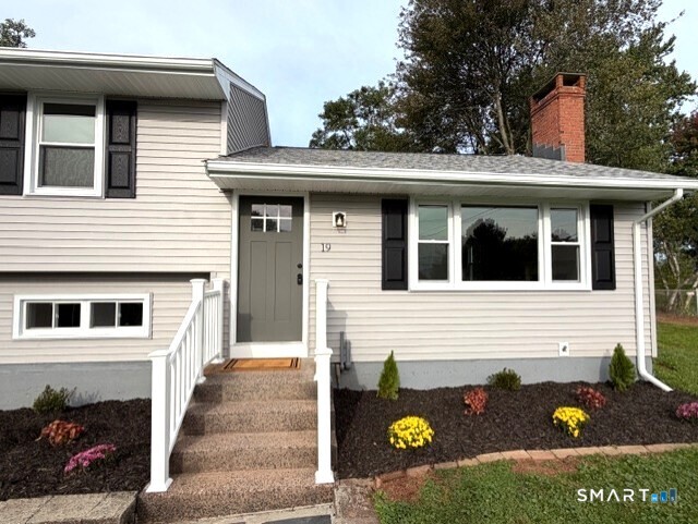 19 Winthrop Boulevard photo 11