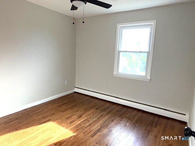 19 Winthrop Boulevard photo 30