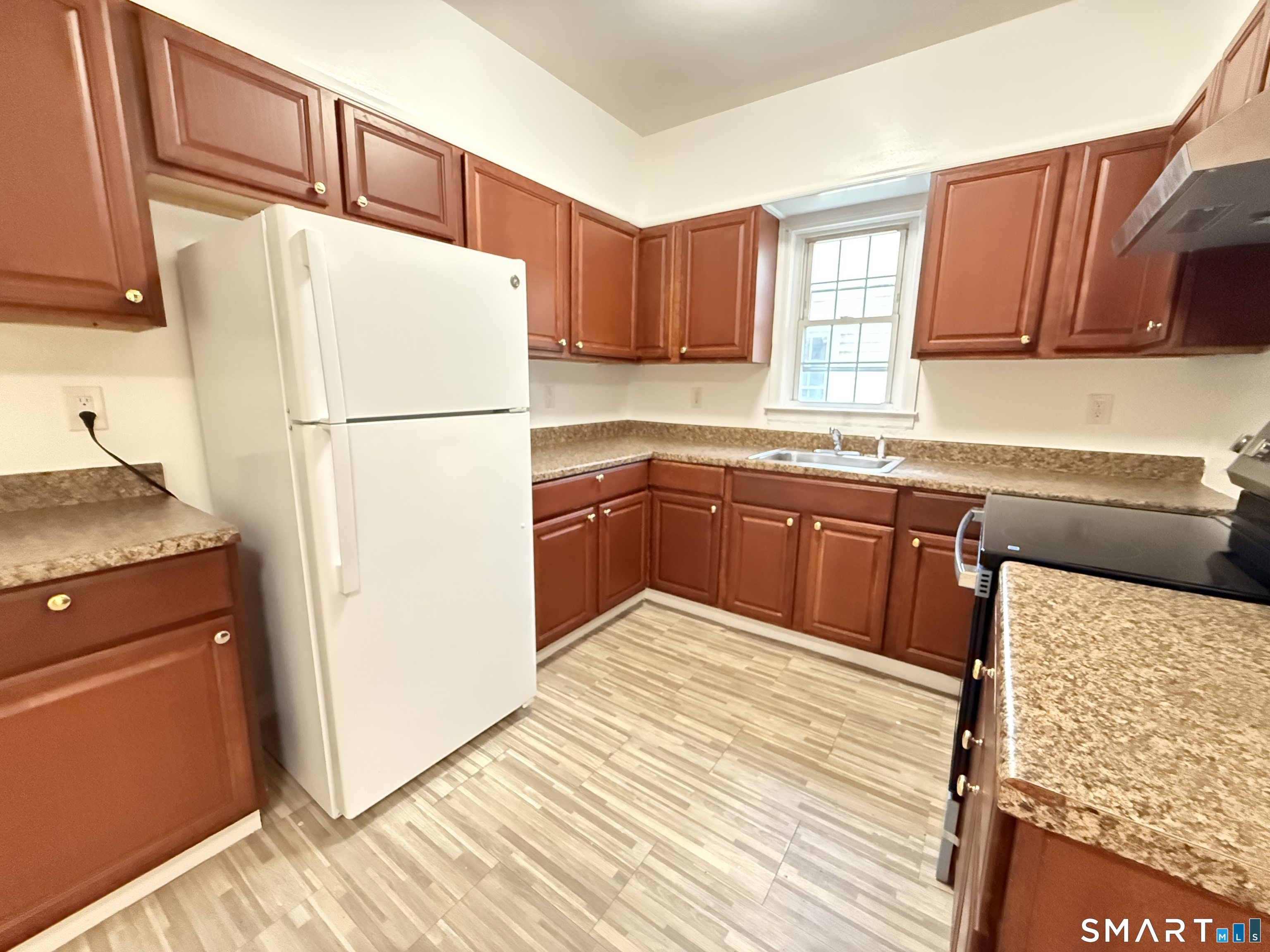 312 Greenwich Avenue Unit #3 L photo 4