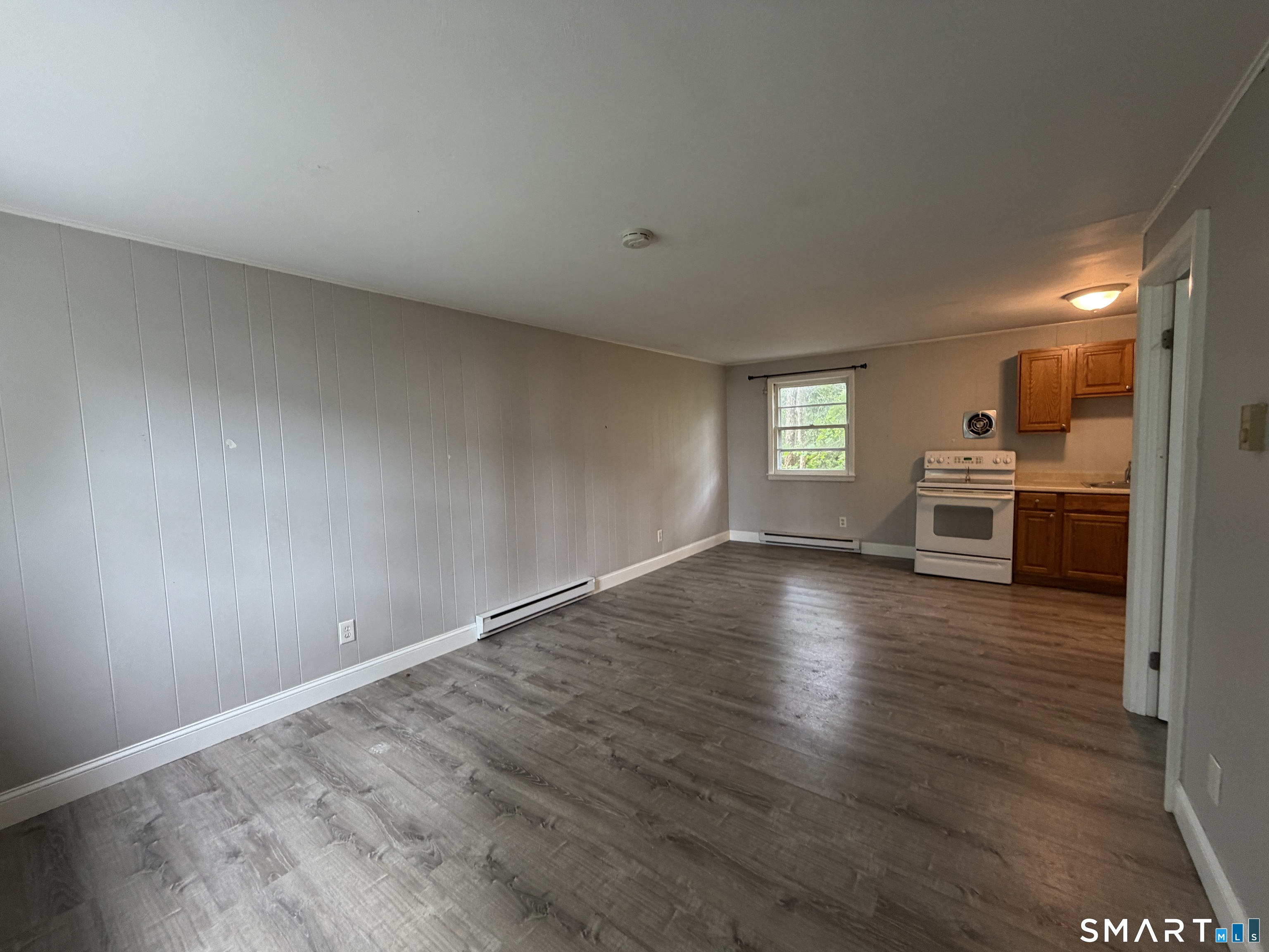 54 Monroe Street photo 2
