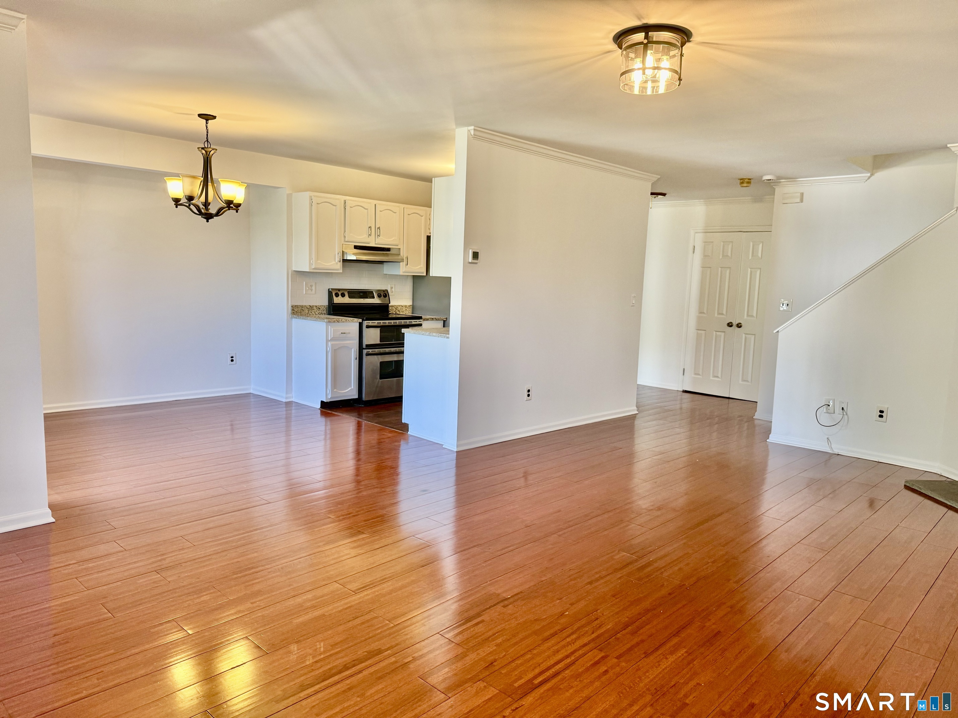 Foto 6 de Condominio en renta en 1 Valley Road #205, Stamford, CT — $3,150/mes
