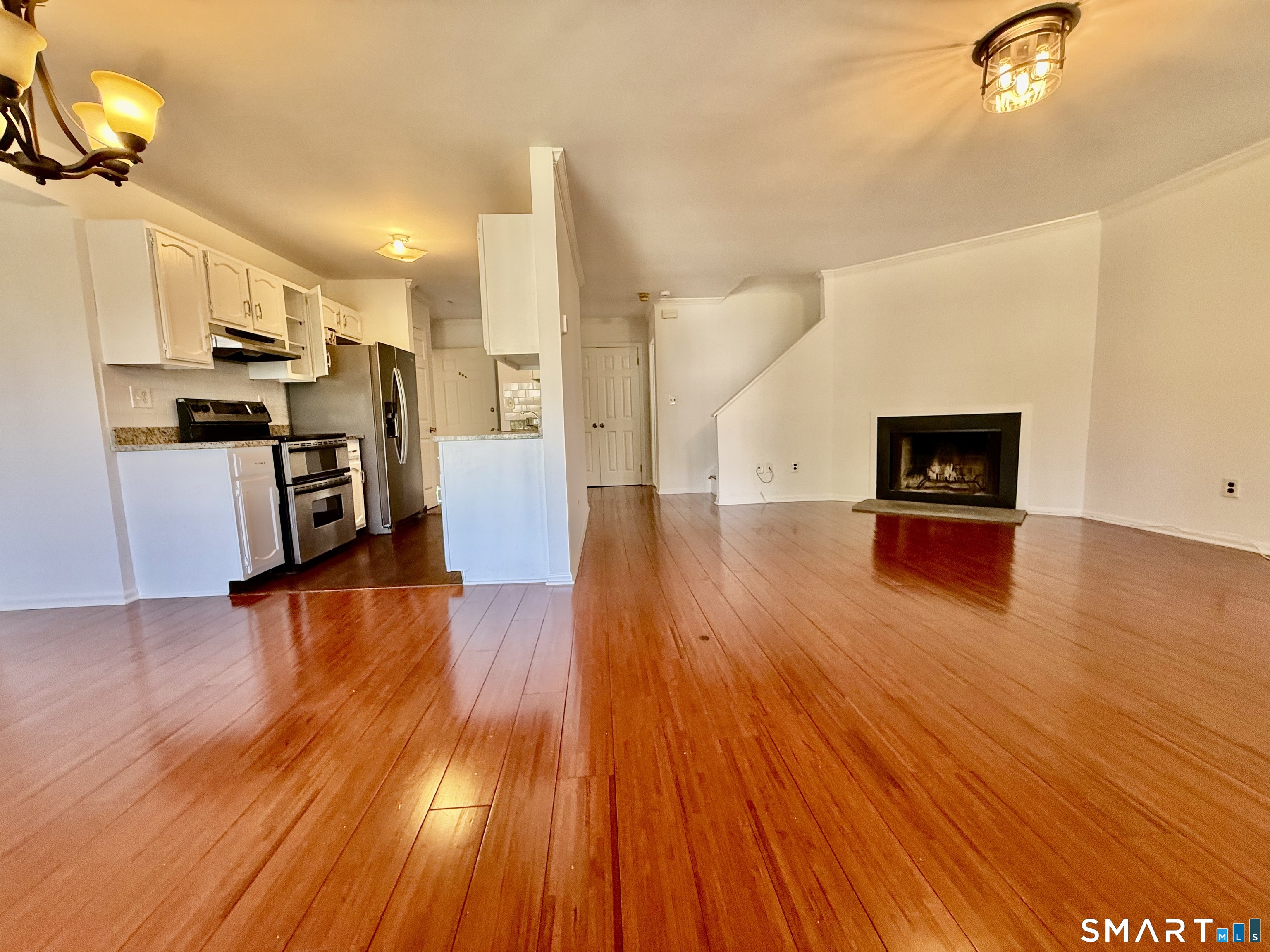 Foto 7 de Condominio en renta en 1 Valley Road #205, Stamford, CT — $3,150/mes