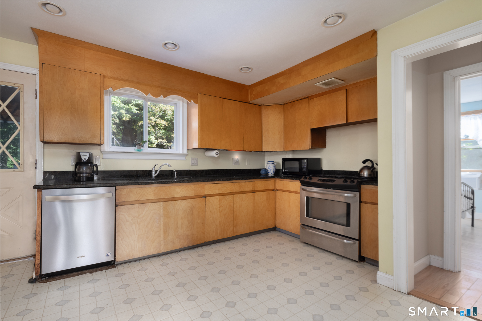 57 Sunnyside Avenue photo 10