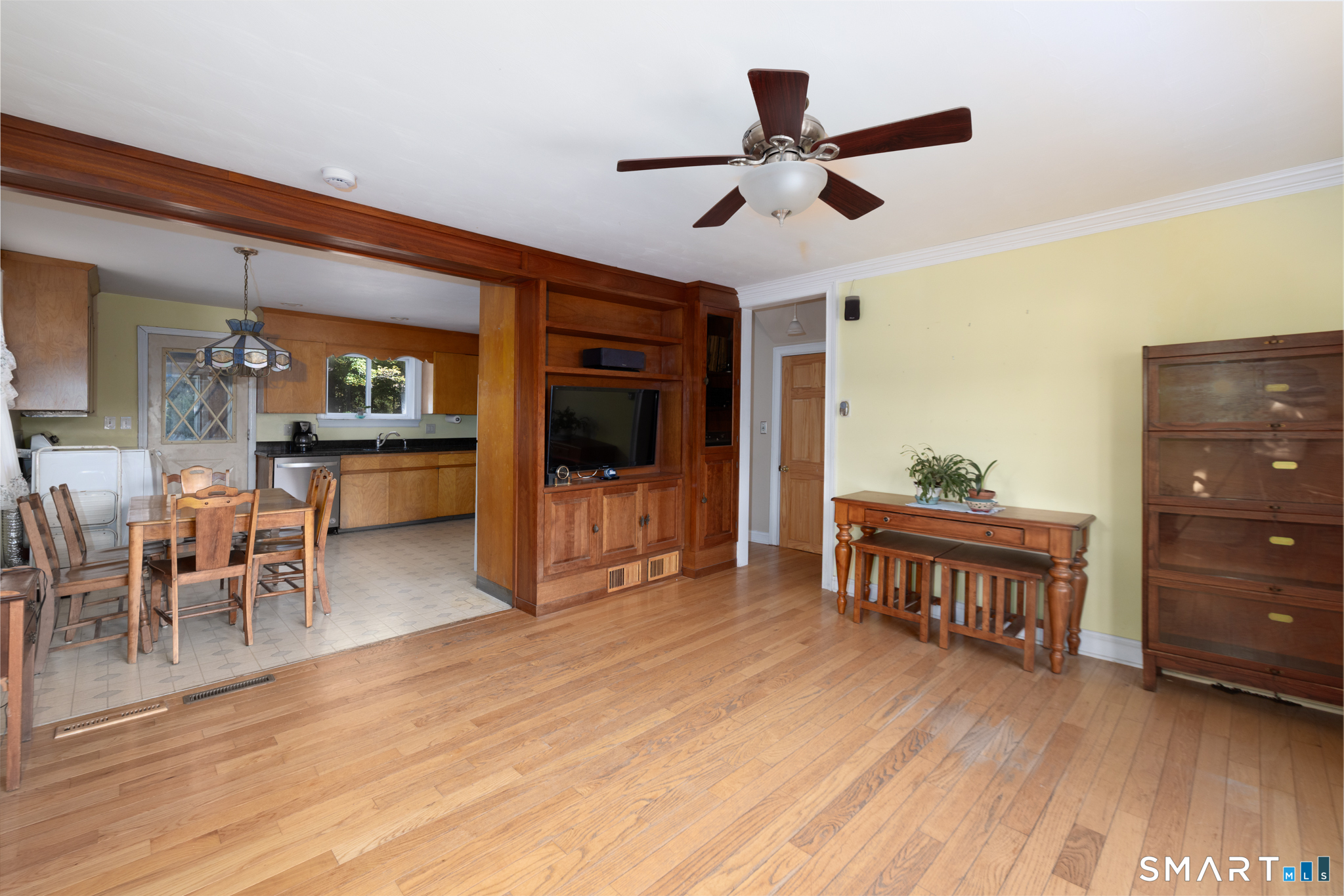 57 Sunnyside Avenue photo 12
