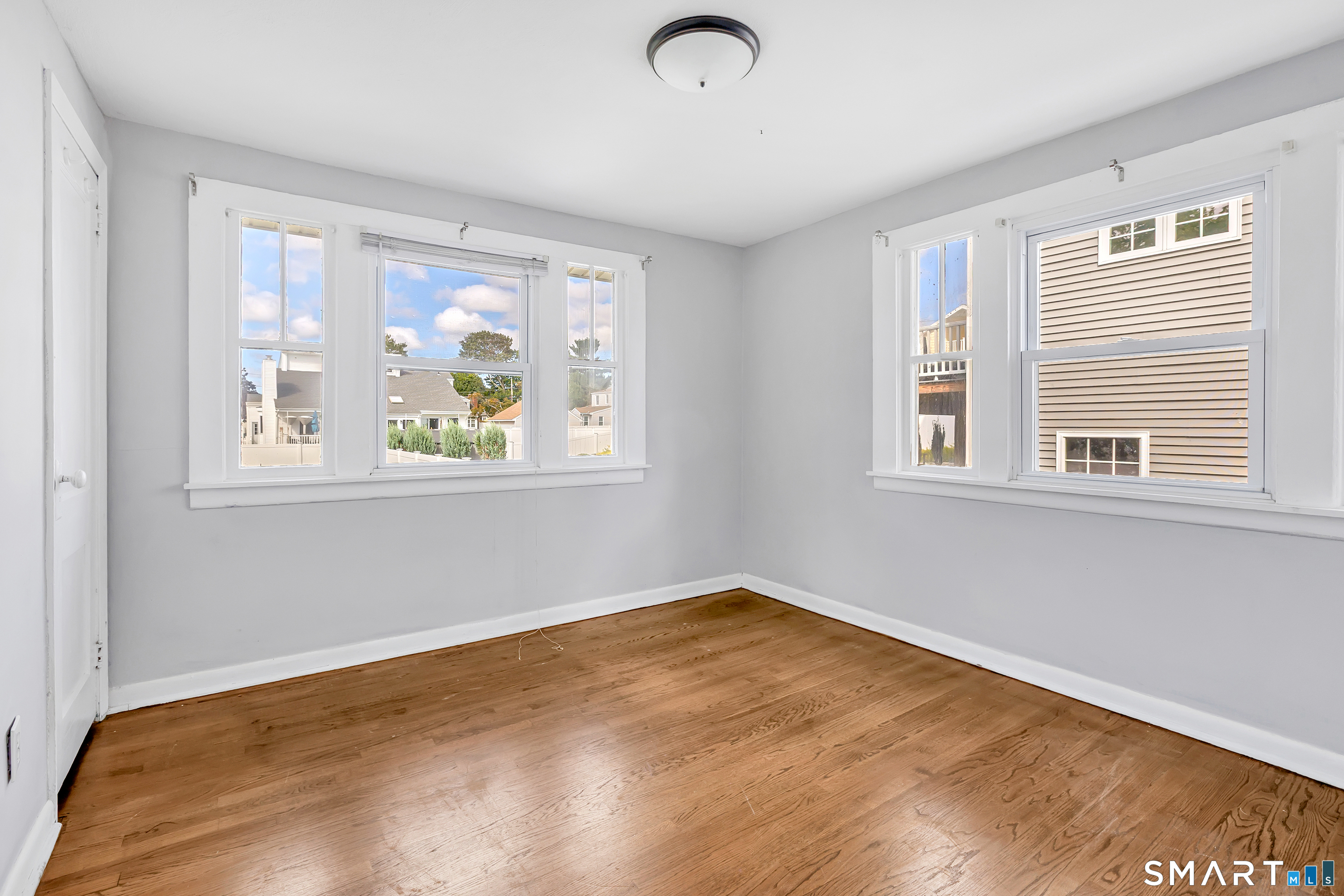 105 Washington Parkway photo 18