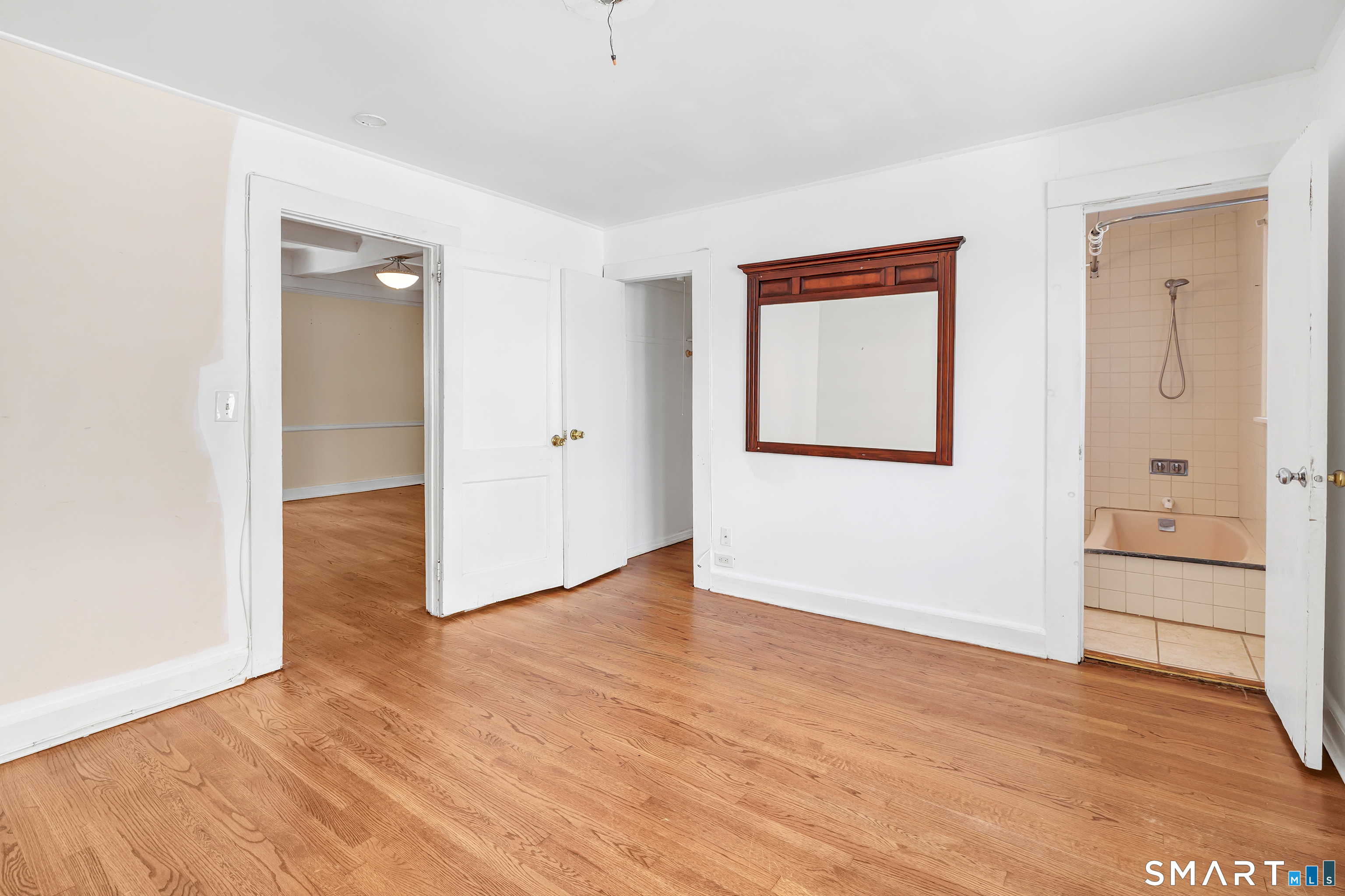 105 Washington Parkway photo 17