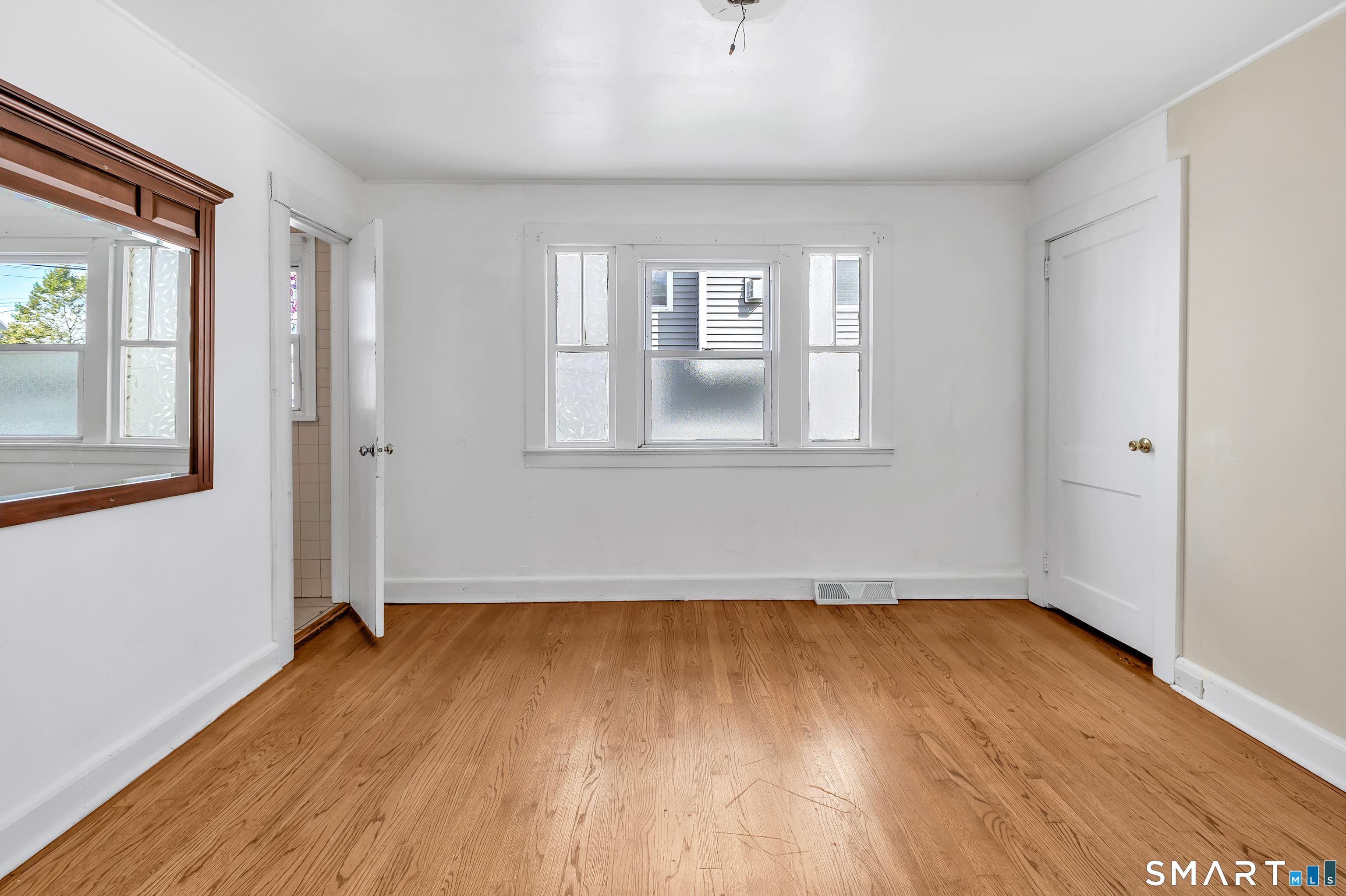 105 Washington Parkway photo 16