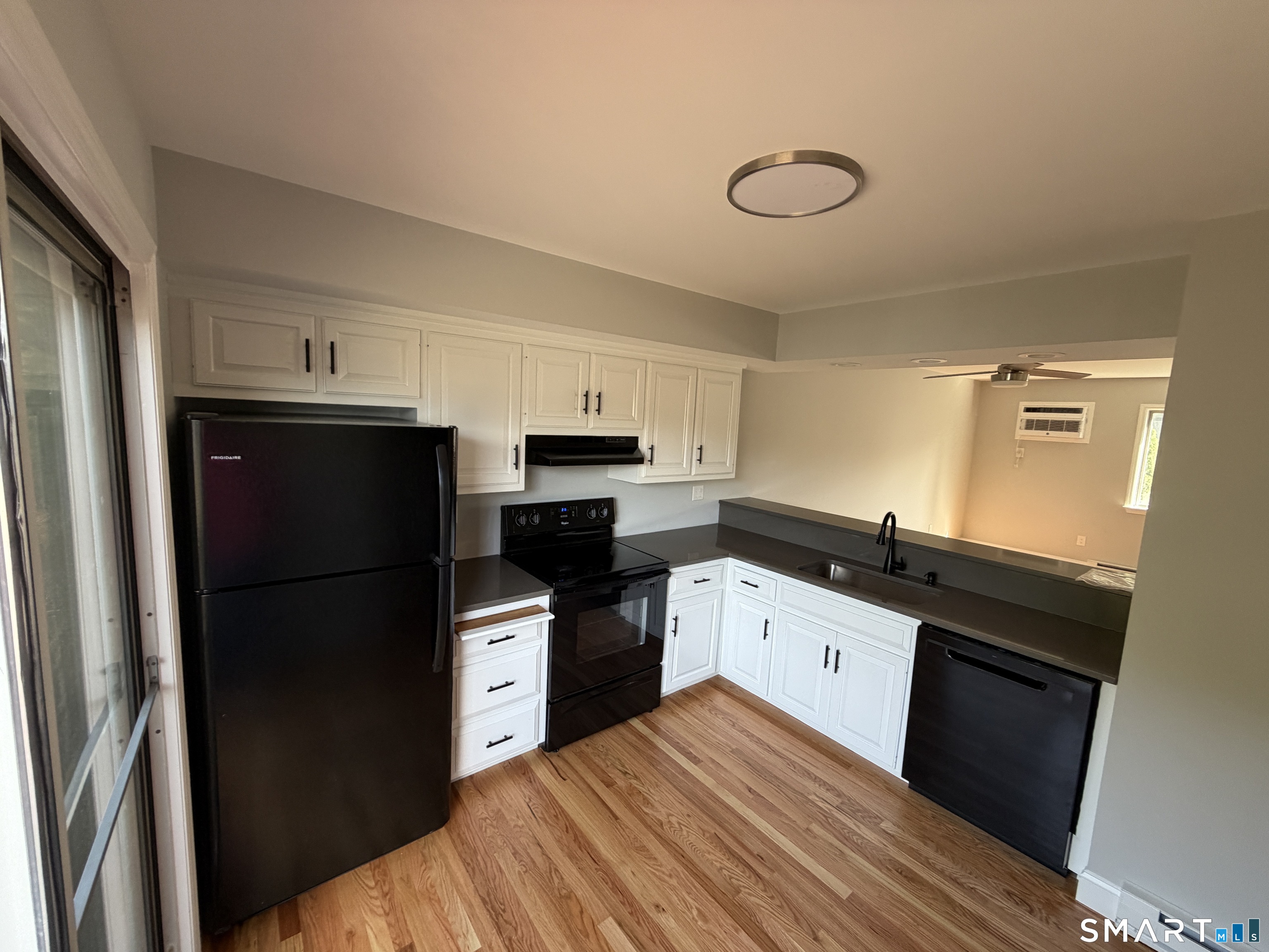 14 Coalpit Hill Road Unit #4 photo 7