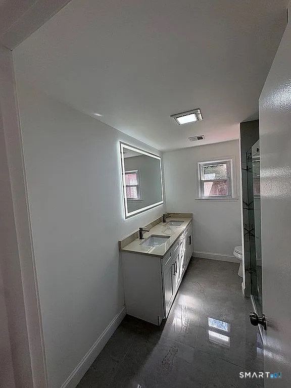 130 West Shepard Avenue photo 18