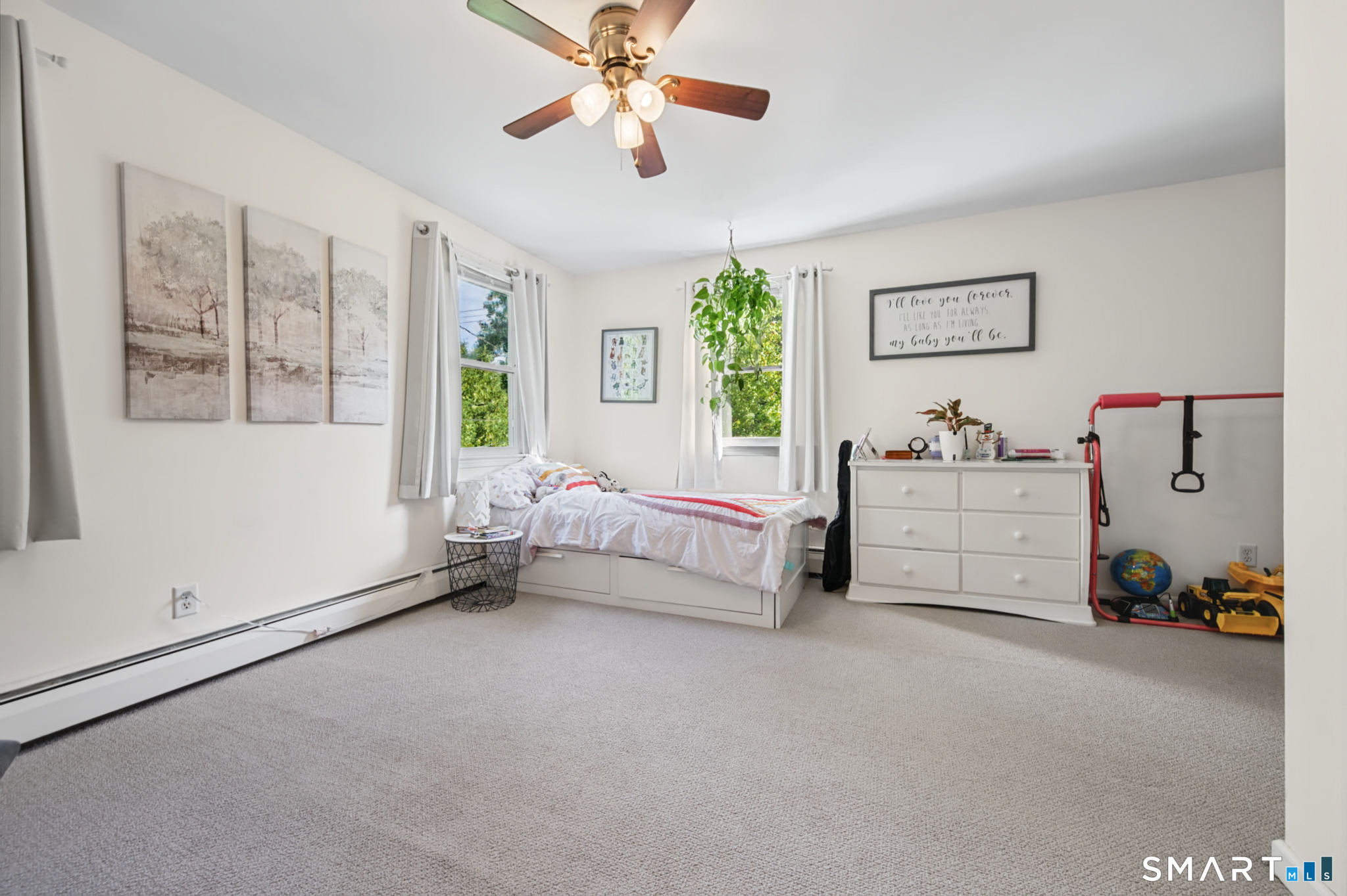 68 Evergreen Road, Cromwell, CT 06416