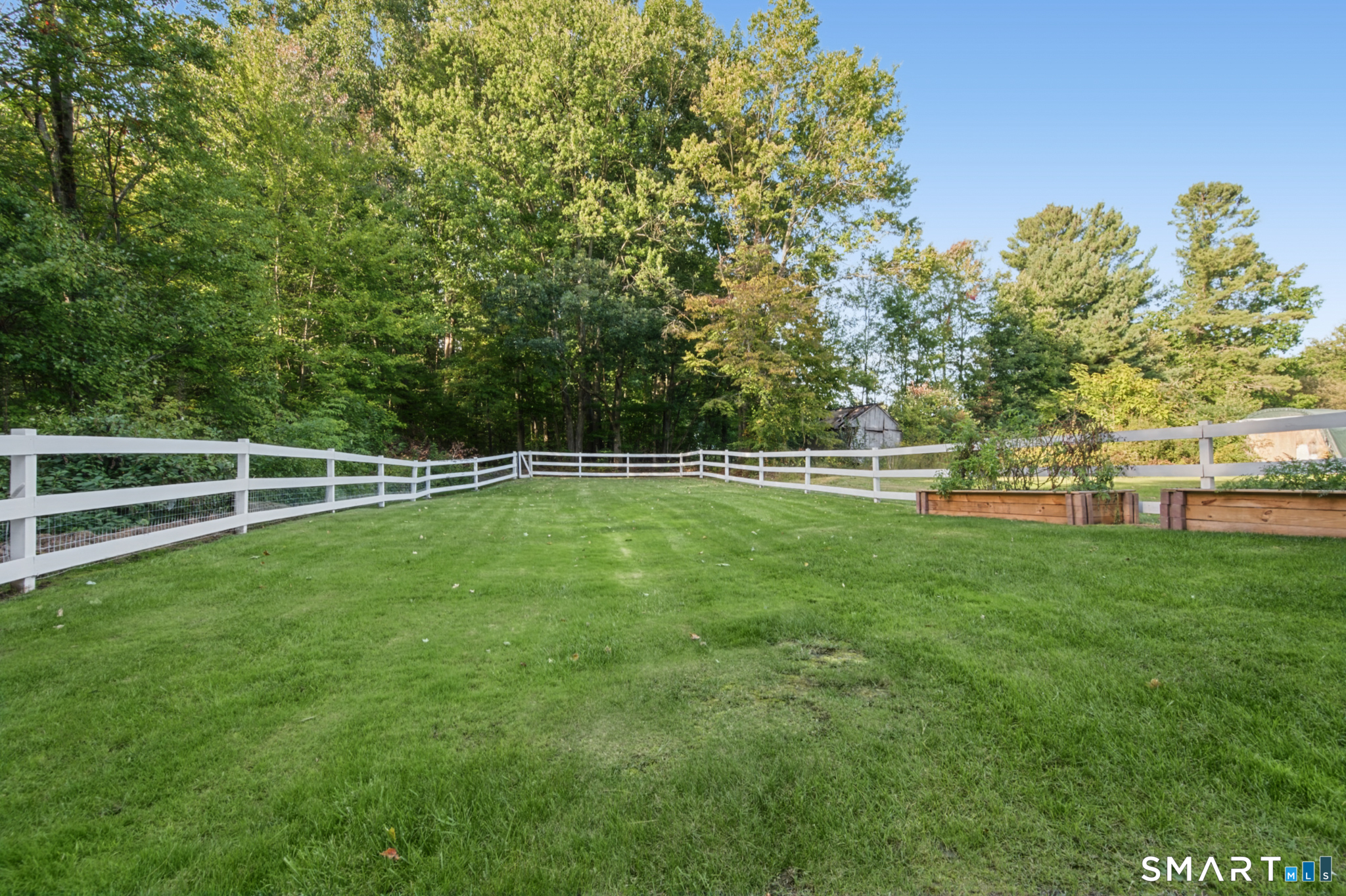 68 Evergreen Road, Cromwell, CT 06416