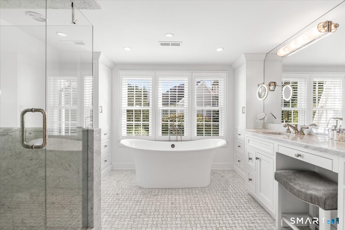 284 Park Street photo 22