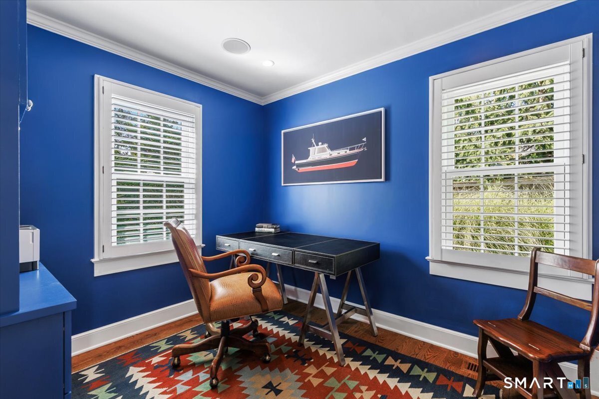 284 Park Street photo 11