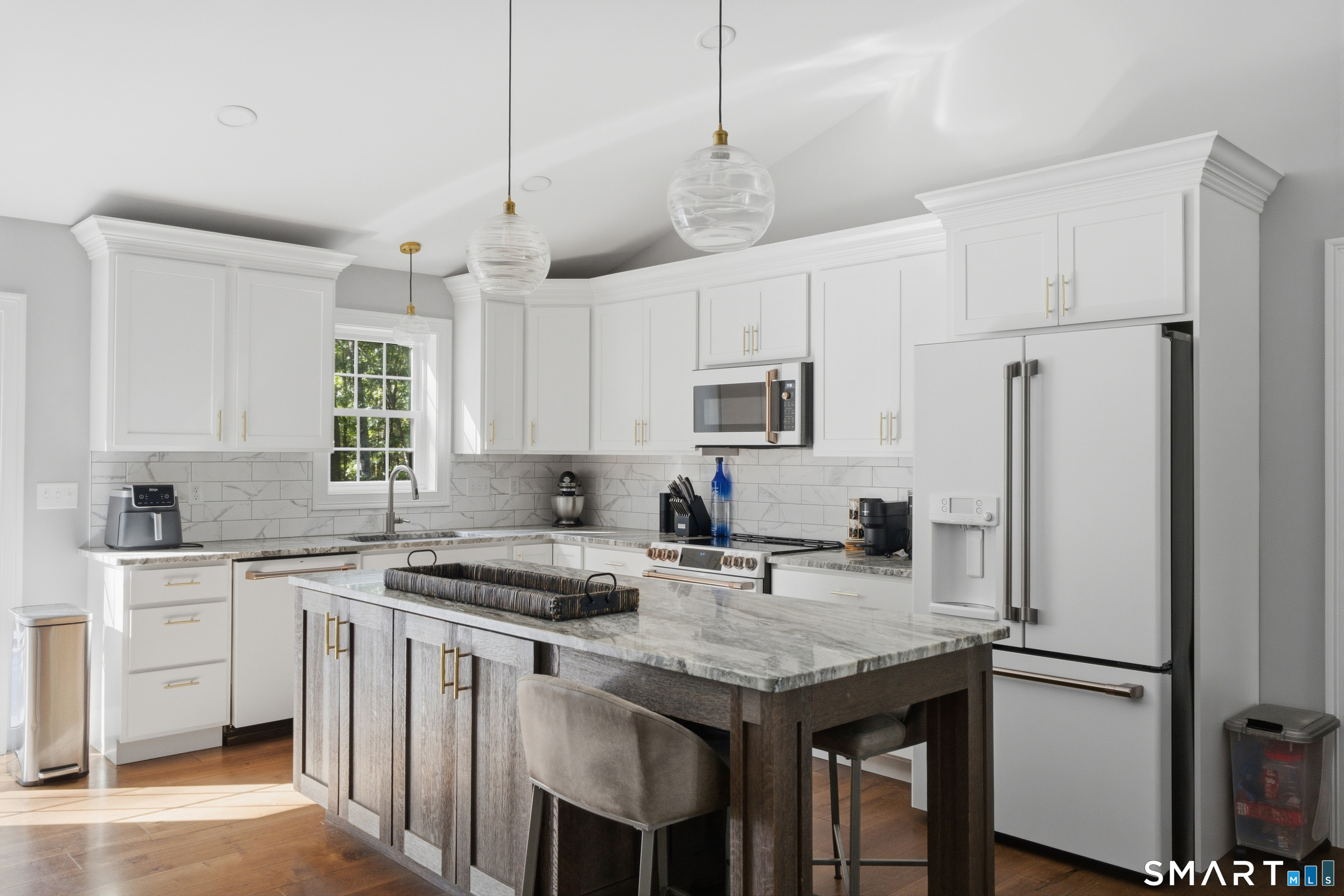 Photo 3 of Single family home for sale at 411 Church St, Brooklyn, CT 06234 | MLS# 24207667 | Listing updated on 2026-09-29