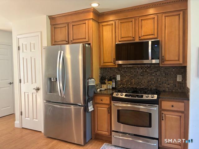 1382 Wolcott Road photo 4