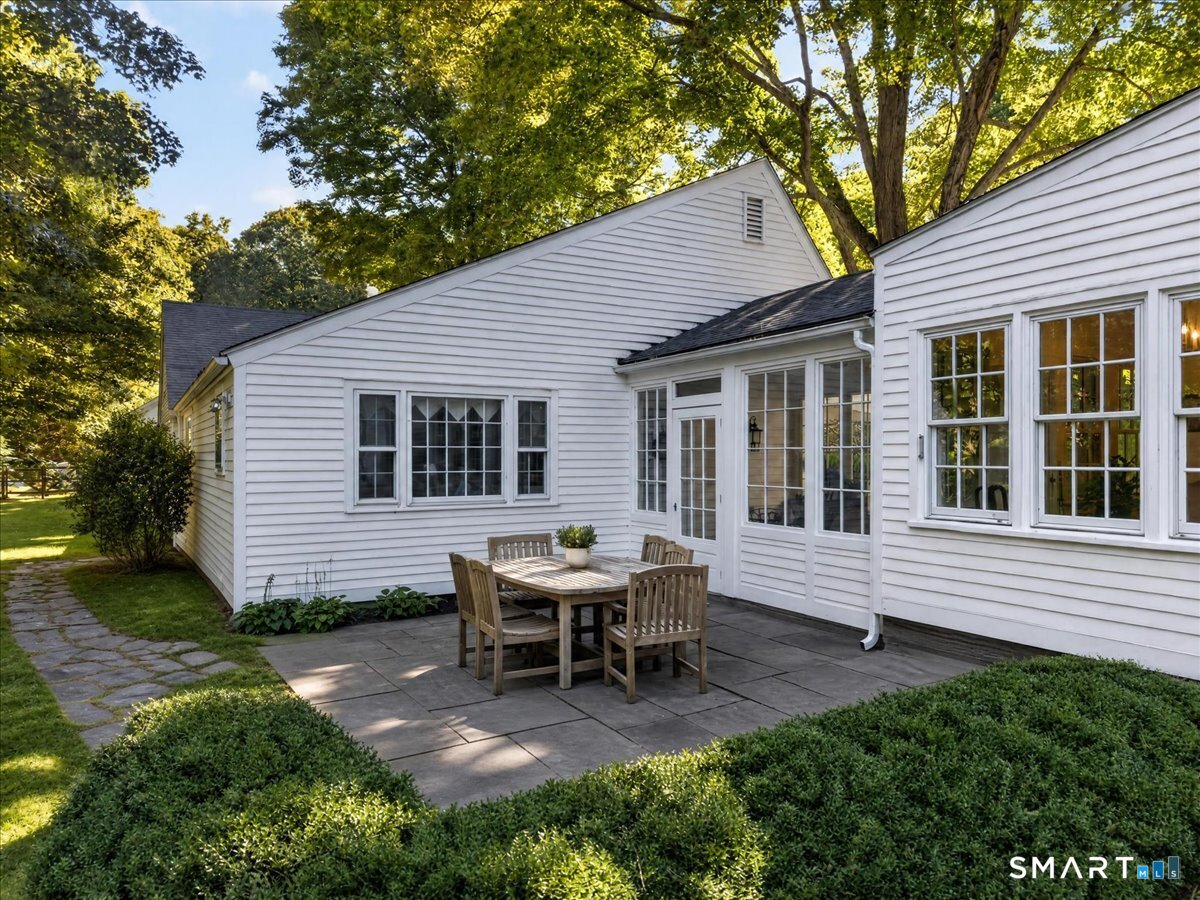 9 Ingham Hill Road photo 30