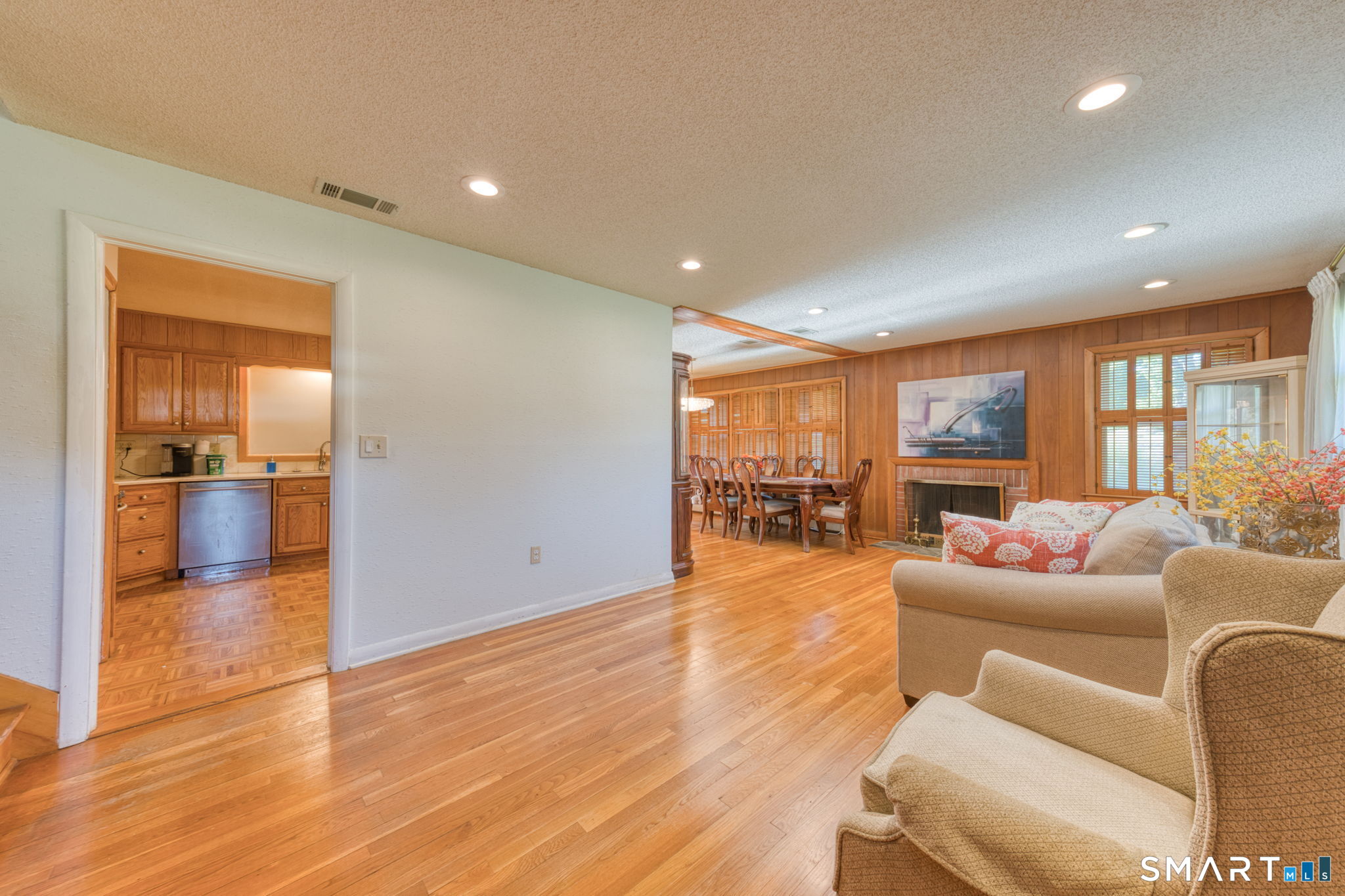 1128 Poqunock Avenue photo 21