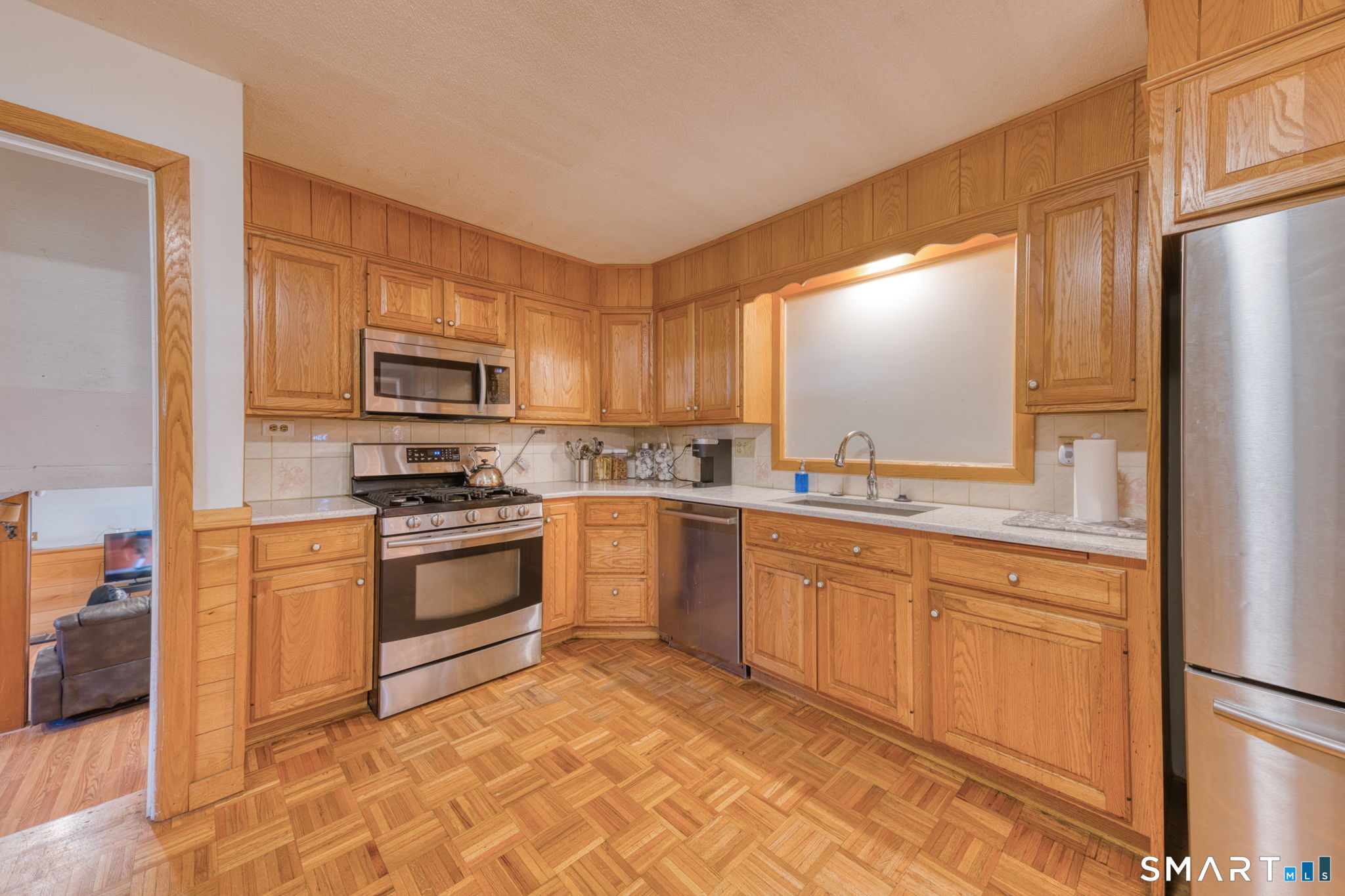 1128 Poqunock Avenue photo 17