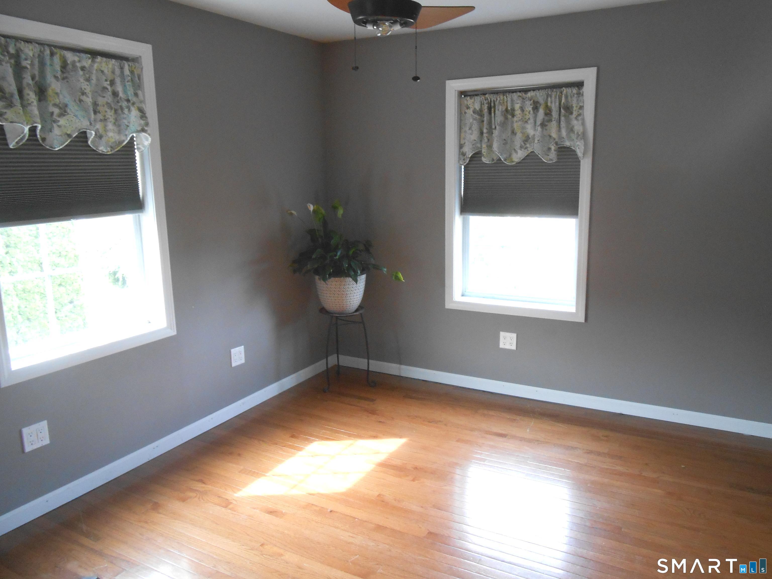 13 Burritt Place photo 16