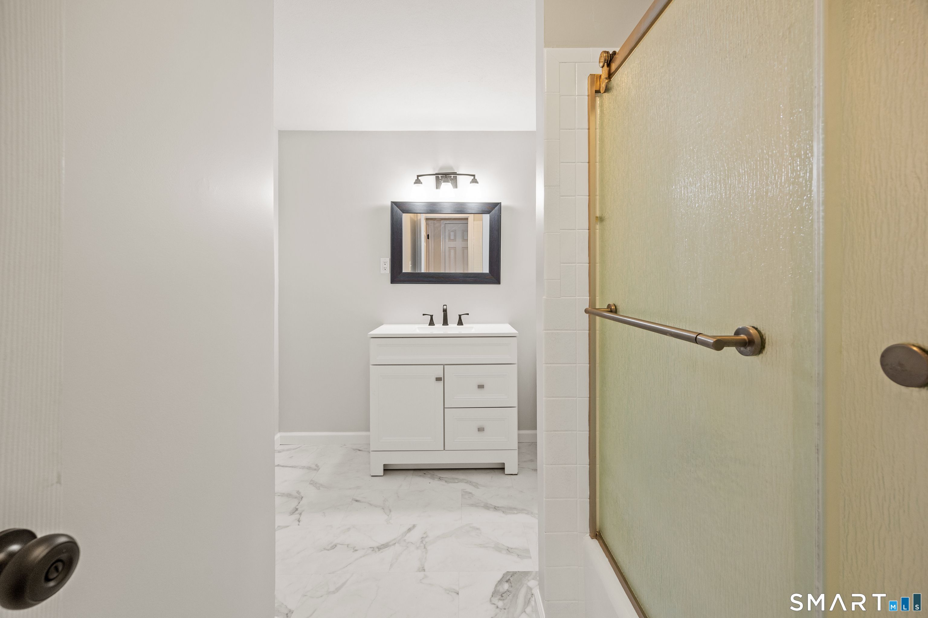 190 Remus Road photo 26