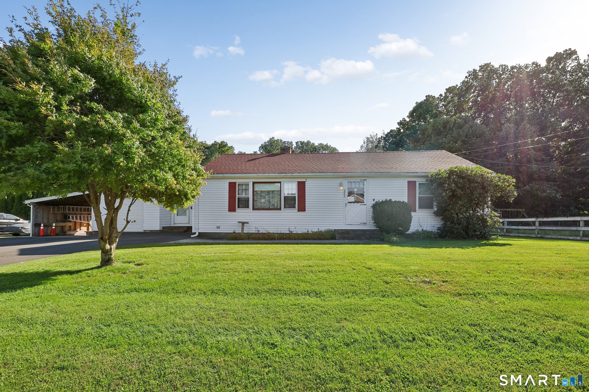 222 Tomlinson Avenue