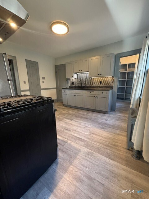 78 Scofield Avenue photo 8