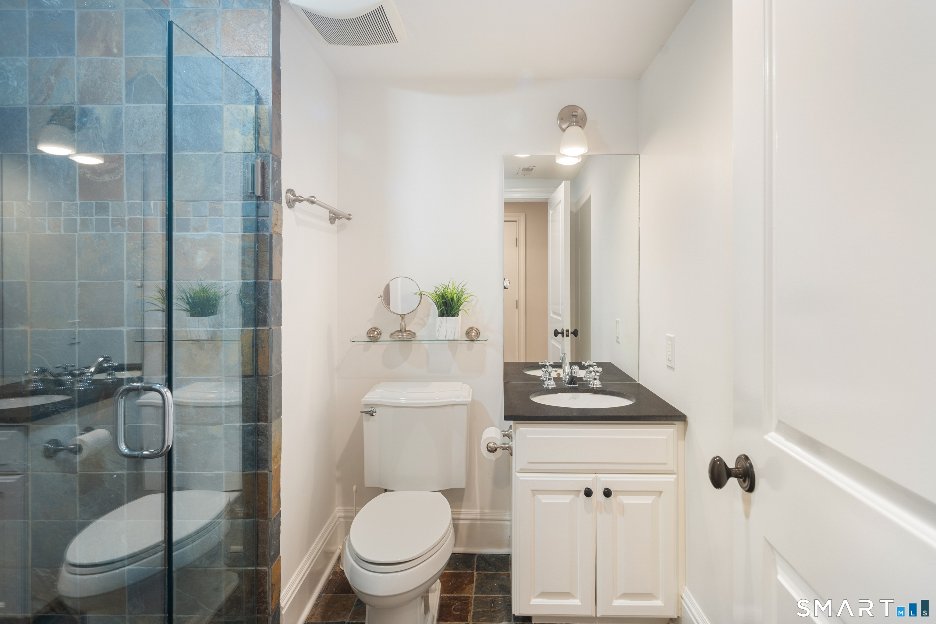 134 Millport Avenue Unit #134 photo 19
