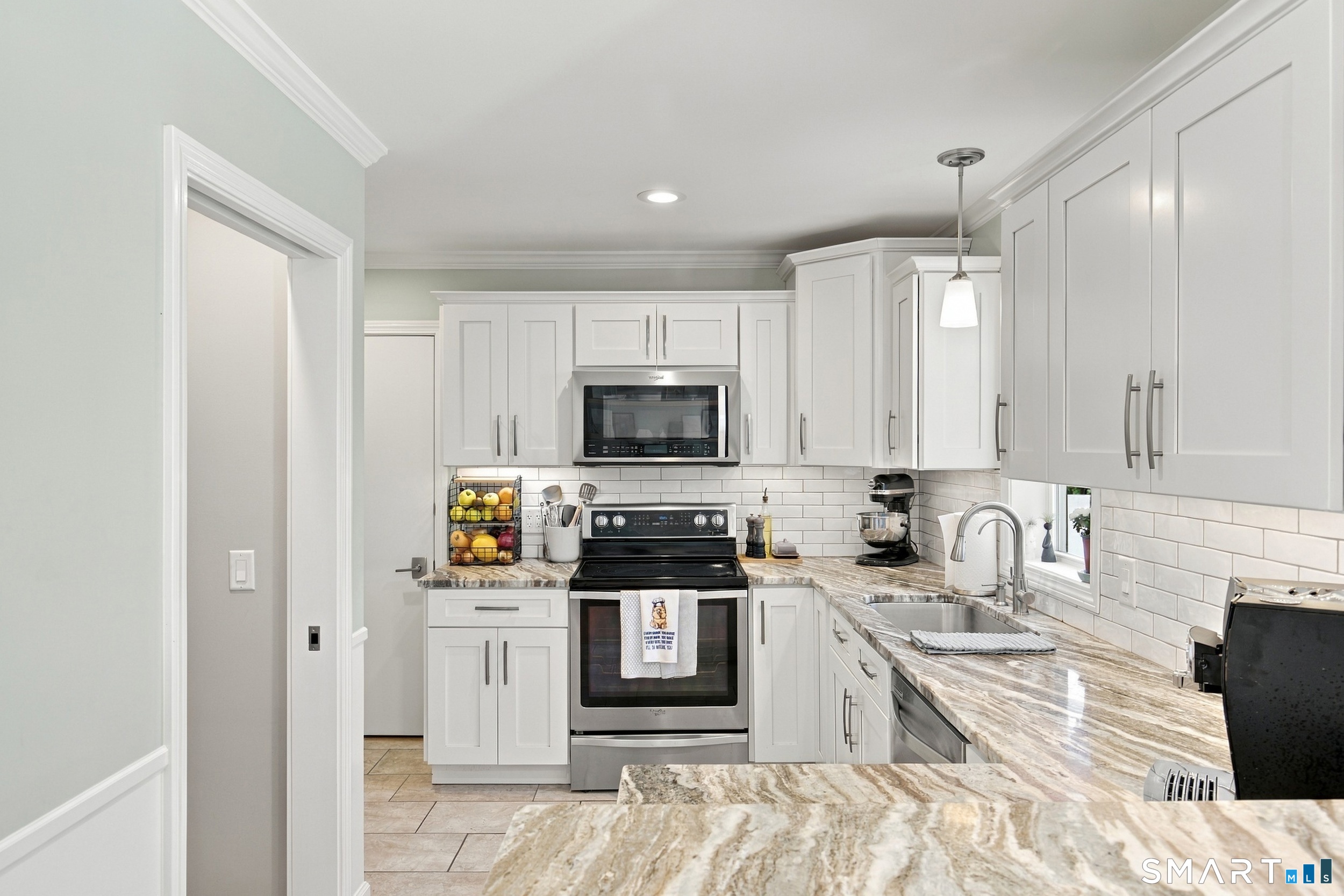 101 Deercrest Drive photo 14