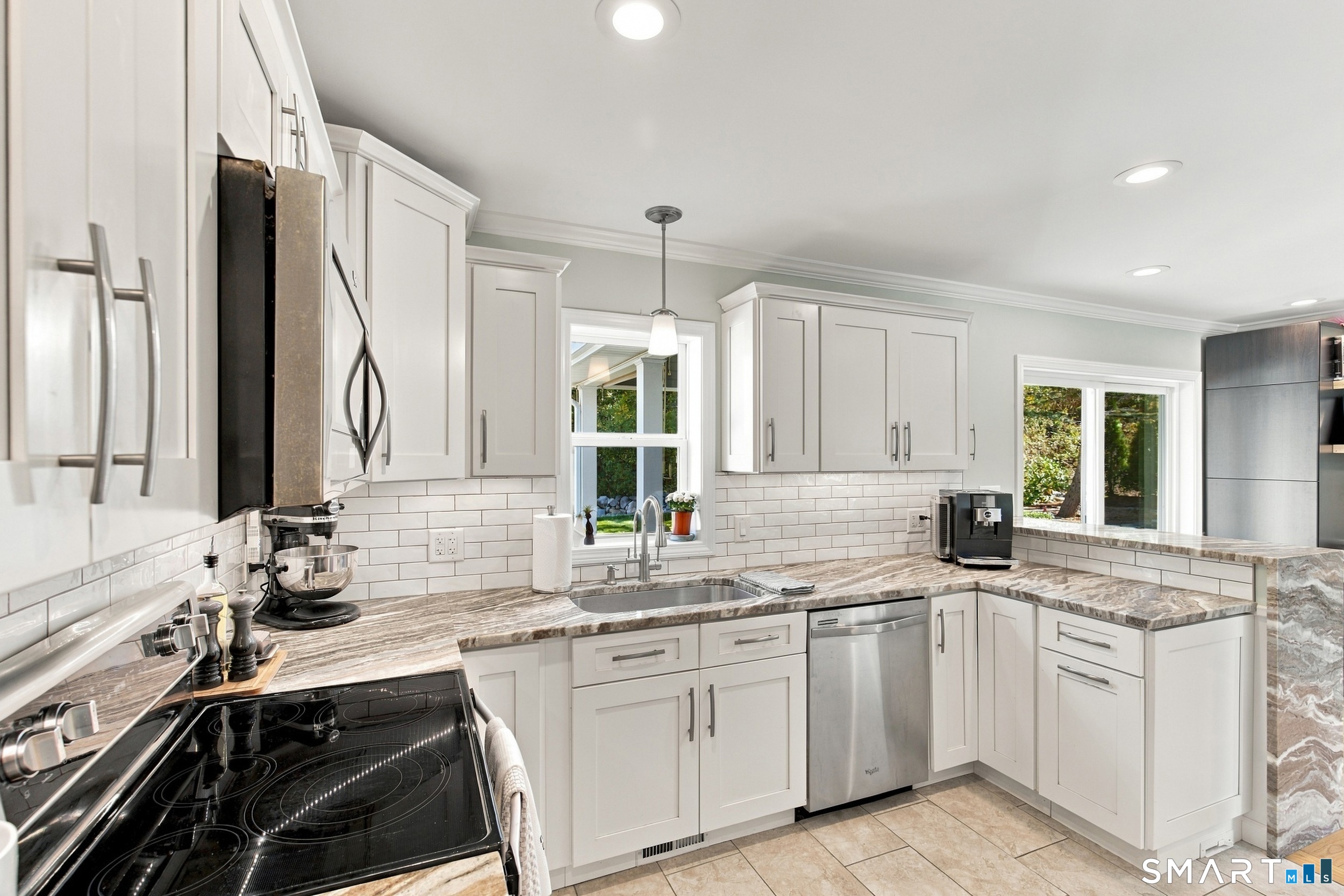 101 Deercrest Drive photo 16