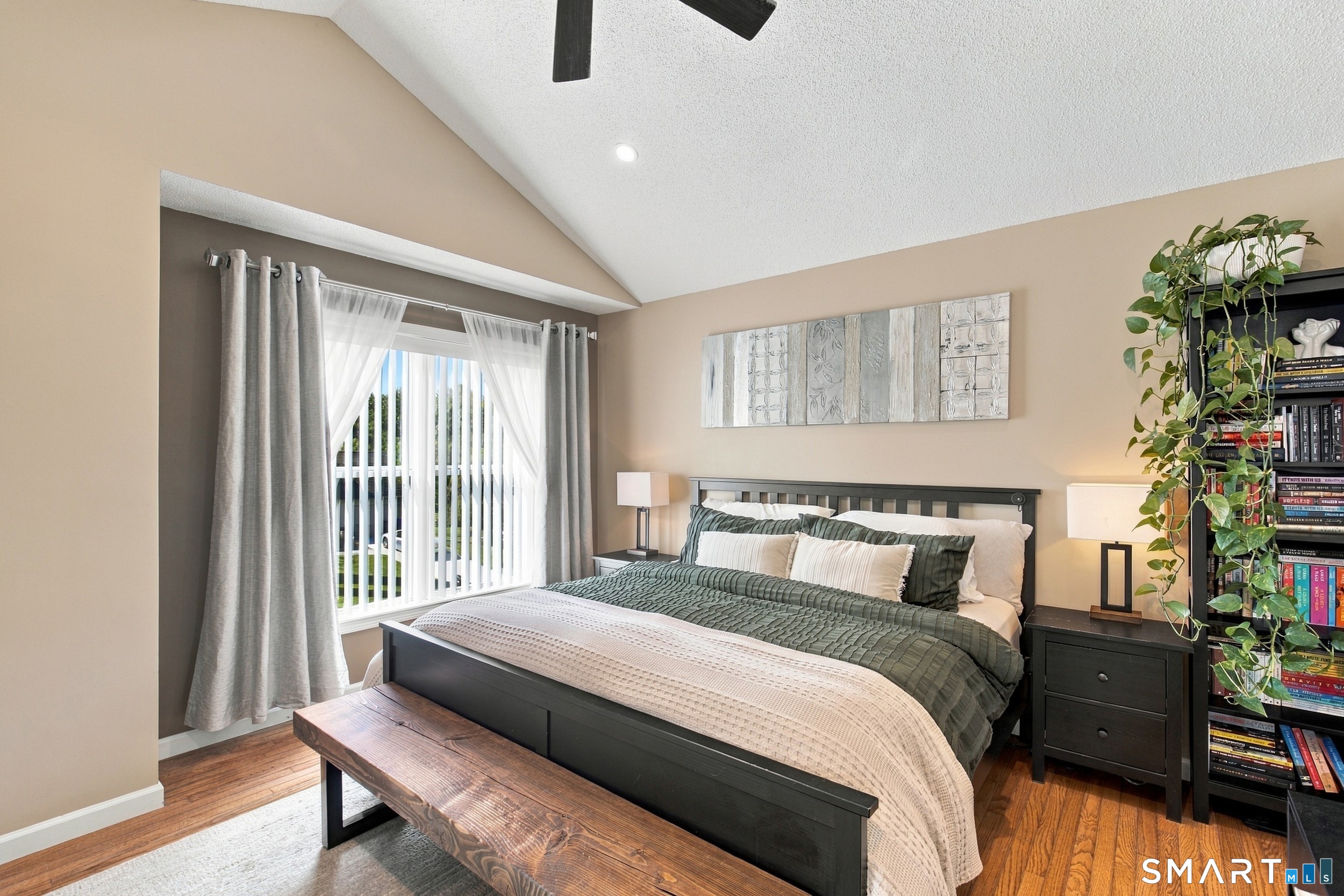 101 Deercrest Drive photo 18