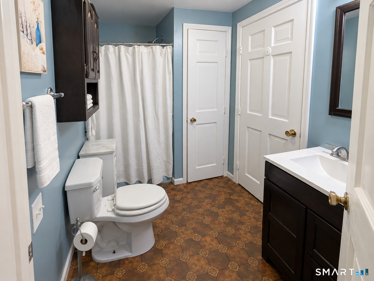 326 Soundview Avenue photo 8