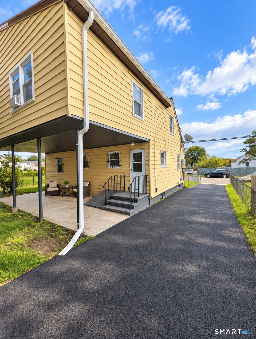326 Soundview Avenue photo 10