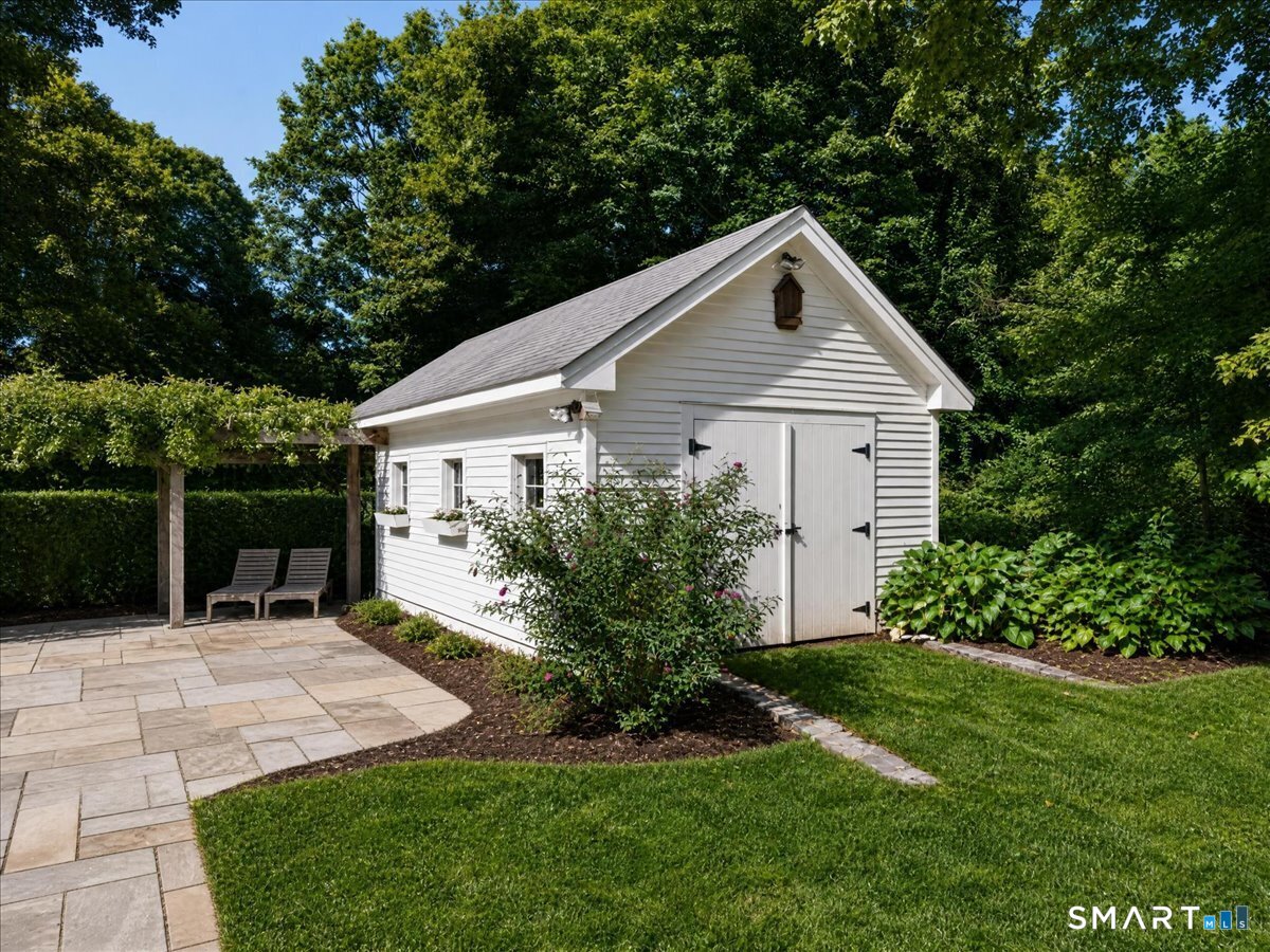 9 Ingham Hill Road photo 38