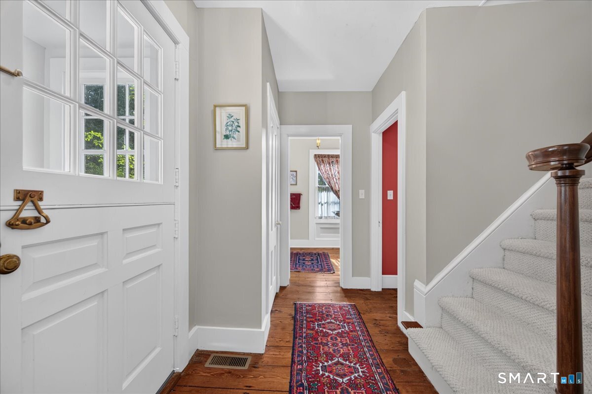 9 Ingham Hill Road photo 20