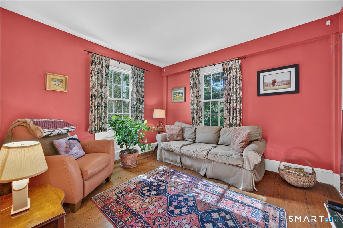 9 Ingham Hill Road photo 15